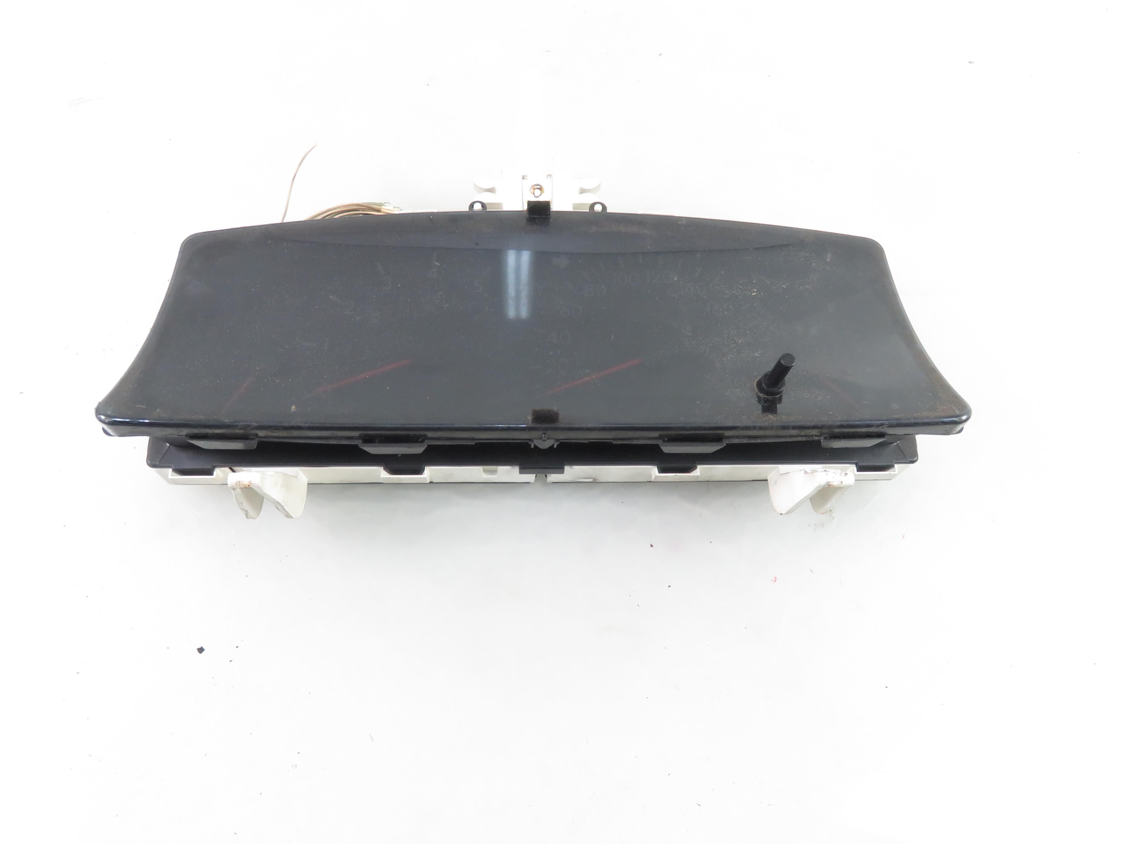 TOYOTA Corolla E120 (2000-2008) Speedometer 110080107004 24670256