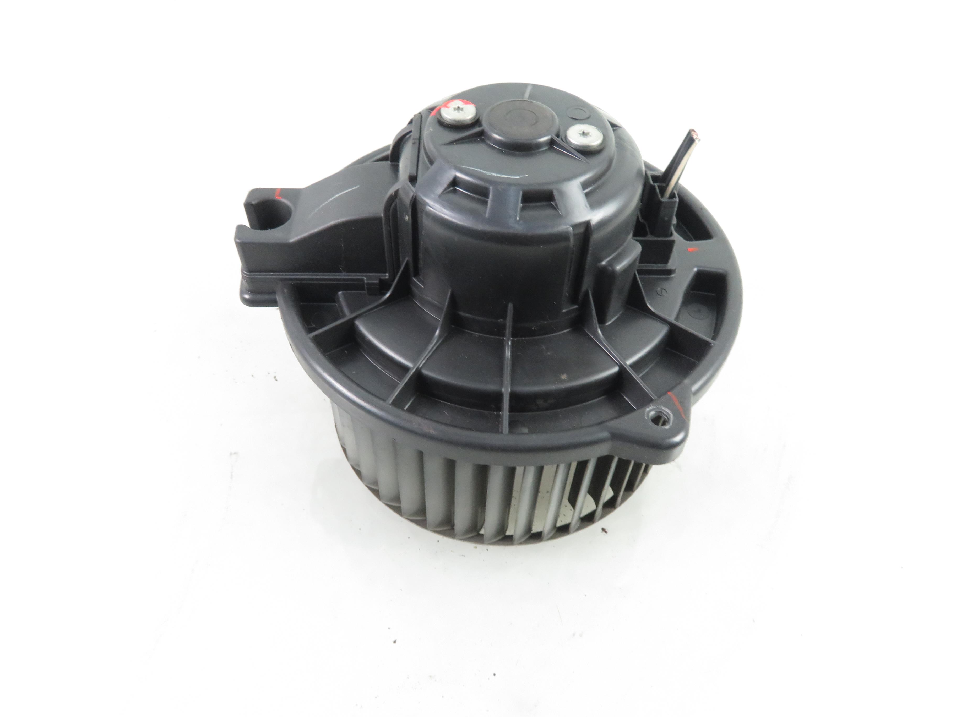 TOYOTA Corolla E120 (2000-2008) Blower fan relay 0130101601 24670649