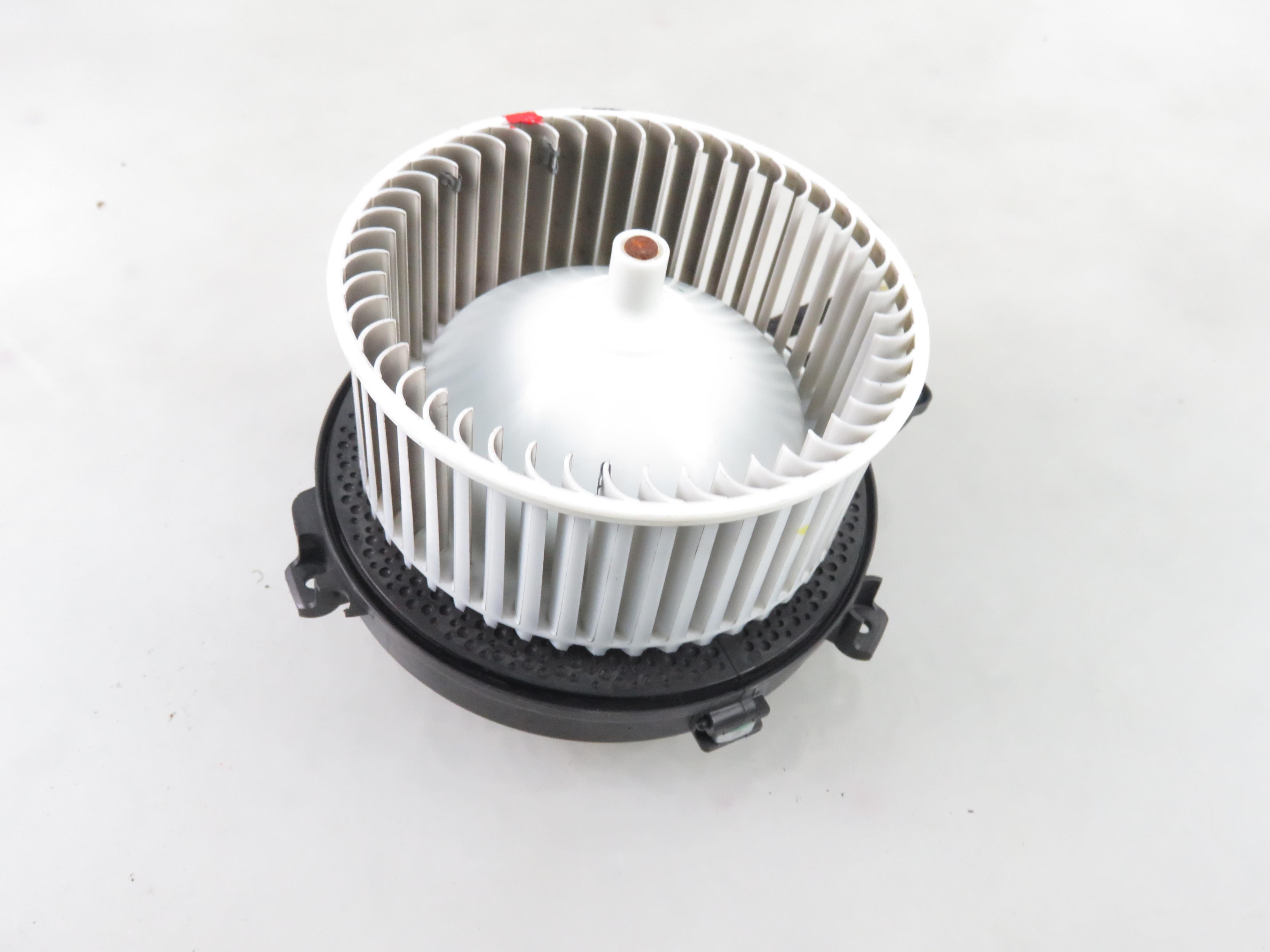 OPEL Astra K (2015-2021) Salono pečiuko ventiliatoriaus rėlė 0130309503, F011500116 24670872