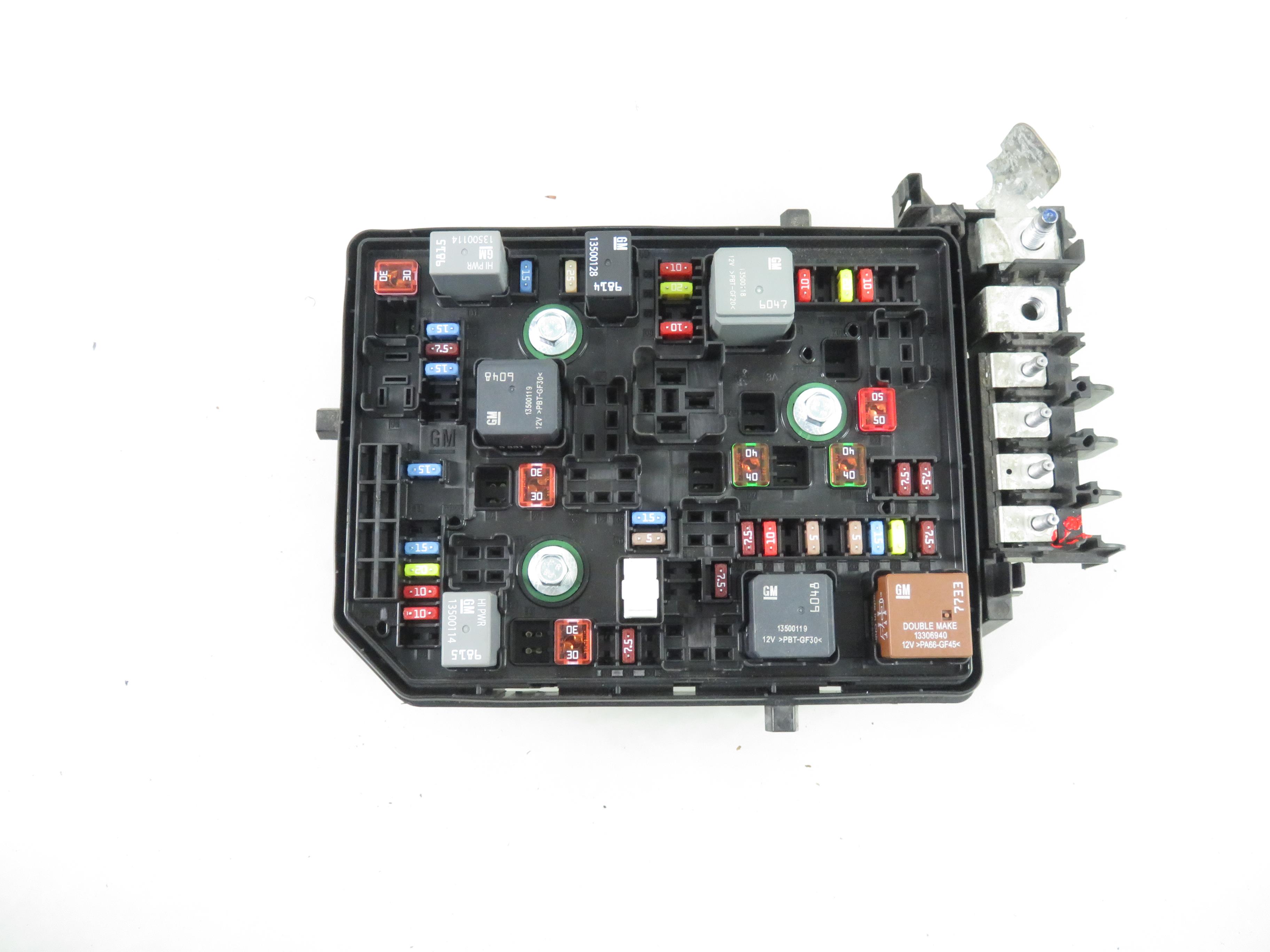 OPEL Astra K (2015-2021) Fuse Box 39040852 25340881