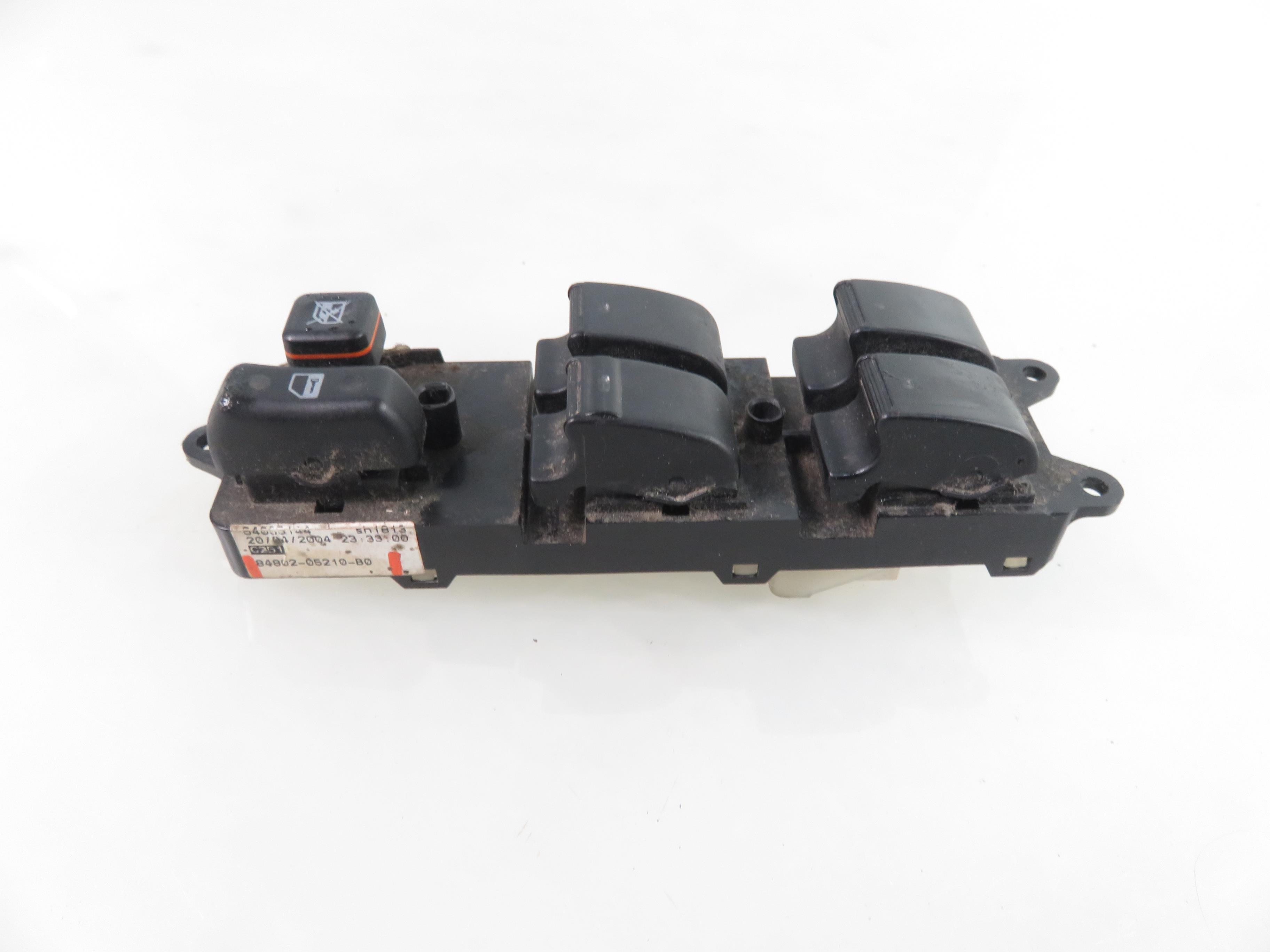 TOYOTA Avensis 2 generation (2002-2009) Кнопка стеклоподъемника передней левой двери 8480205210B0 24873742