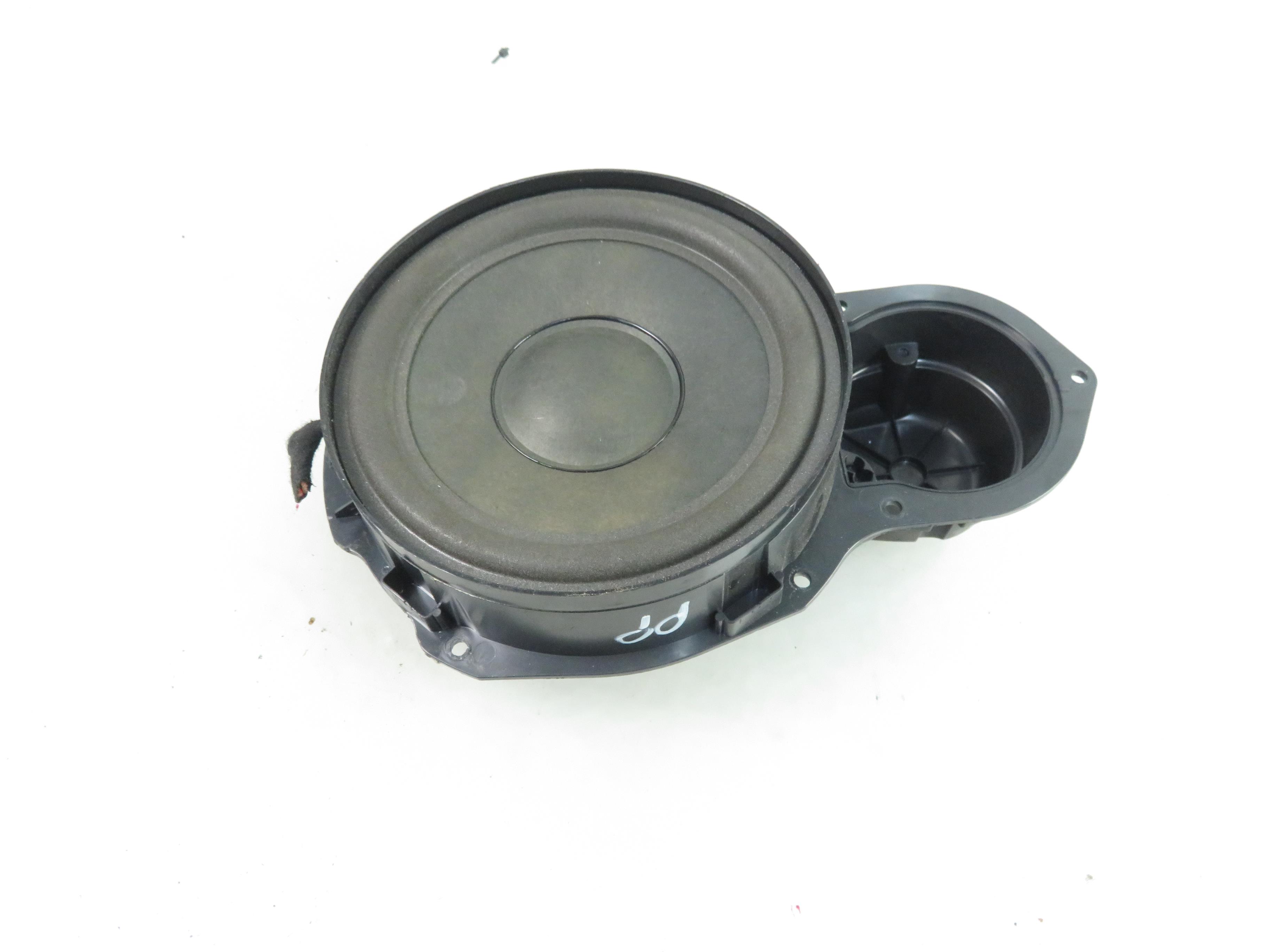 VOLKSWAGEN Passat Variant 1 generation (2010-2024) Right Side Floor Speaker Woofer 3C0035454 24818430