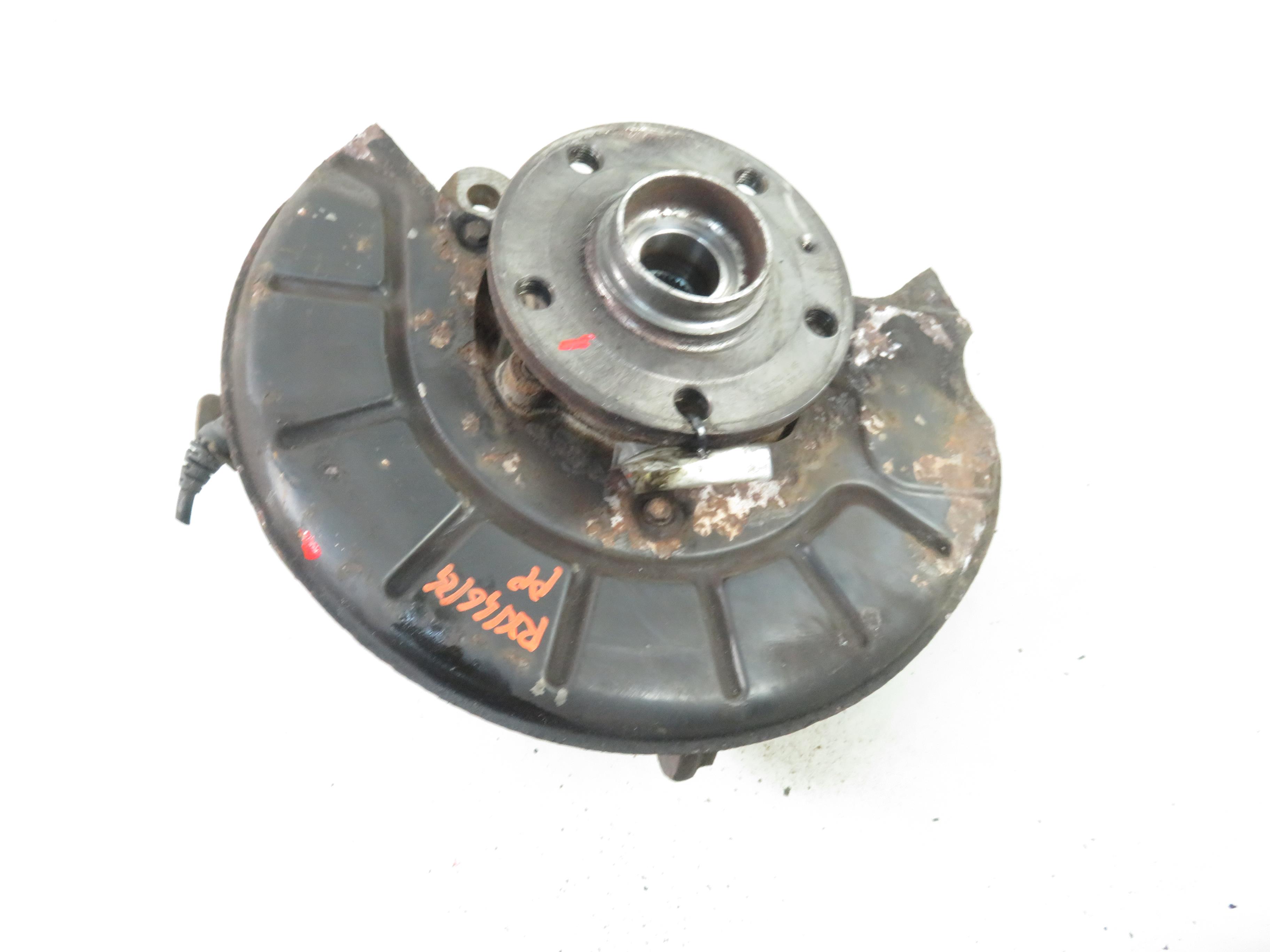 AUDI A3 8P (2003-2013) Front Right Wheel Hub 24670394