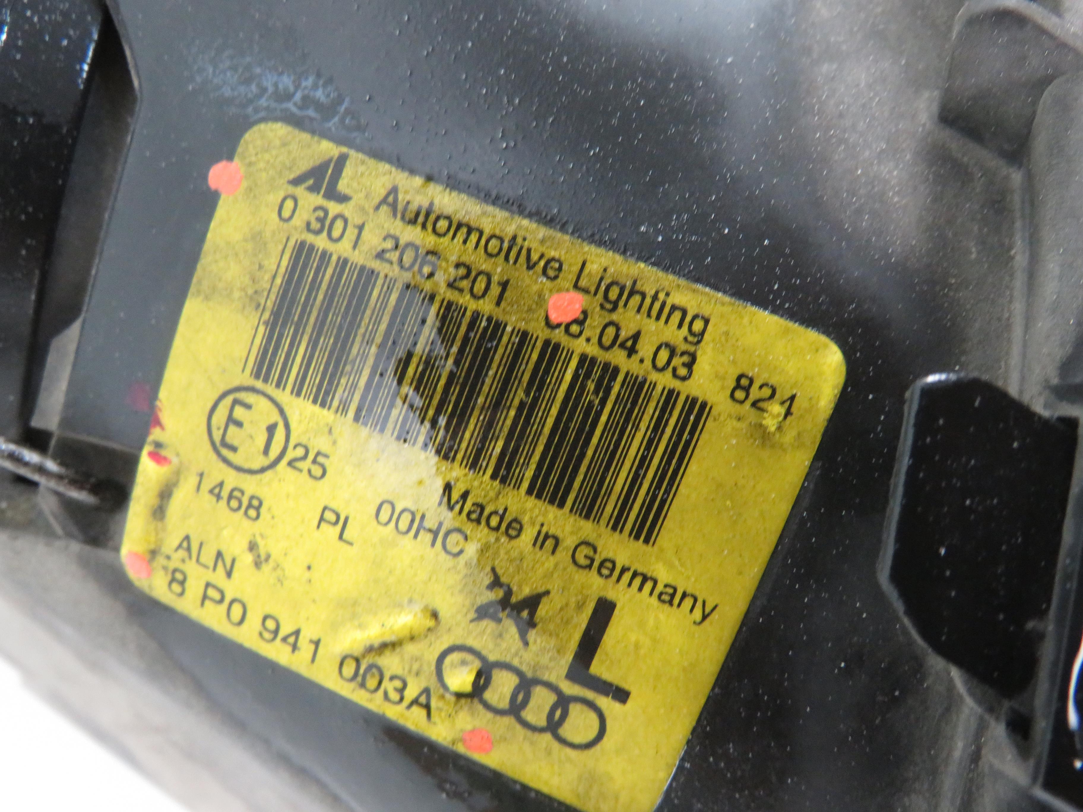AUDI A3 8P (2003-2013) Front venstre frontlykt 0301206201, 8P0941003A 24677862