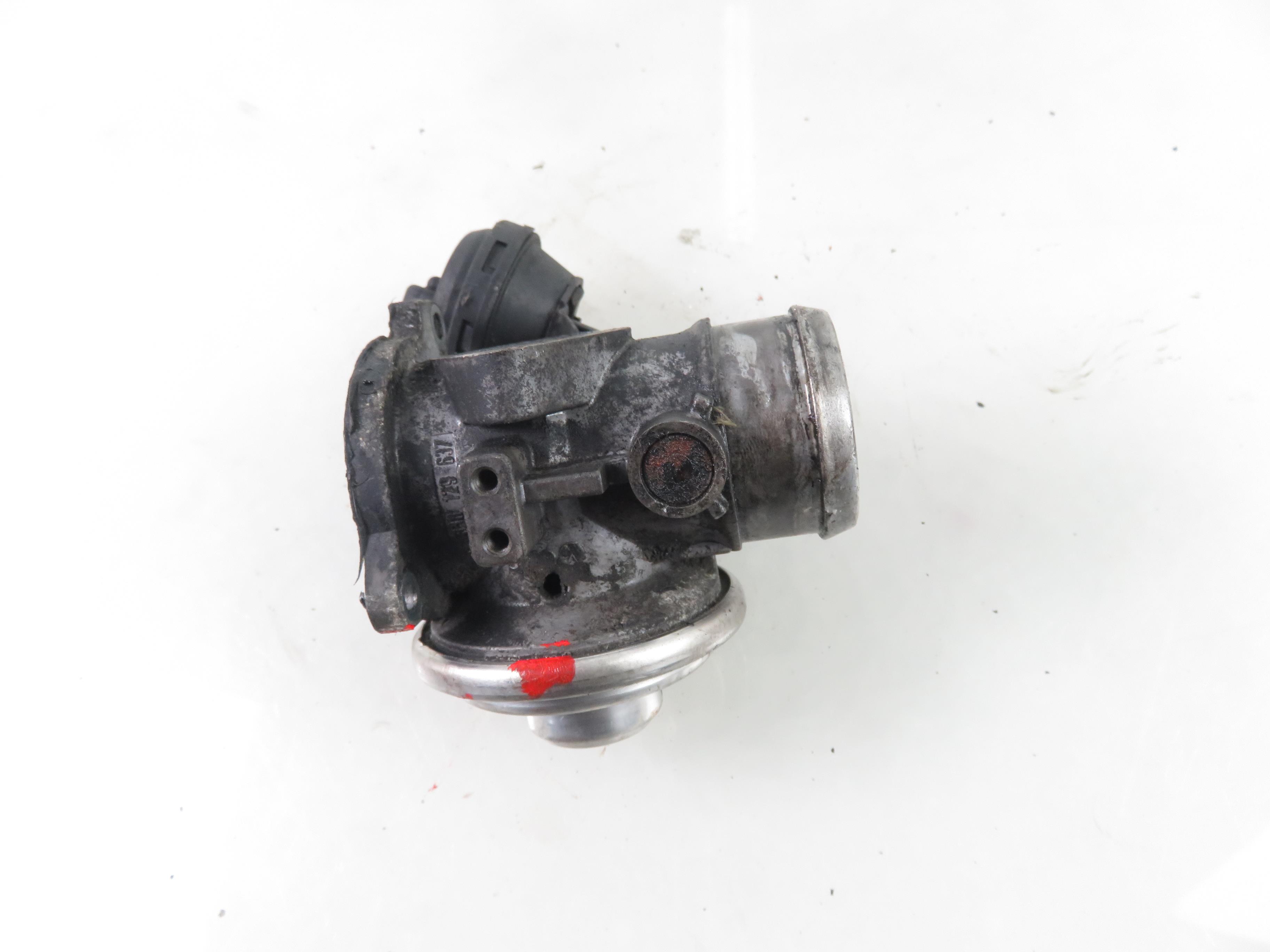 VOLKSWAGEN Bora 1 generation (1998-2005) EGR vārsts 038131501E 24670681