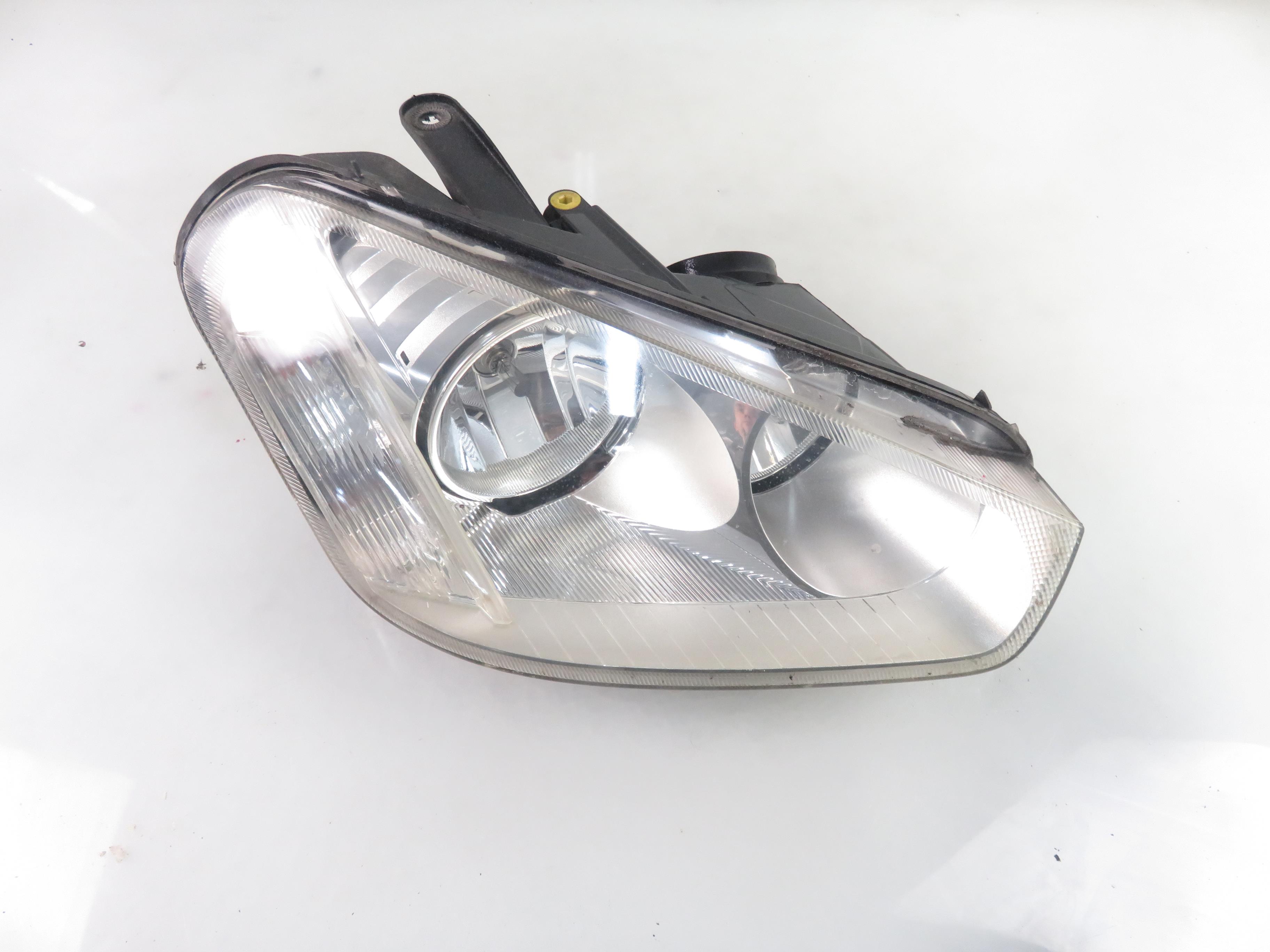 FORD C-Max 1 generation (2003-2010) Front Right Headlight 24784965