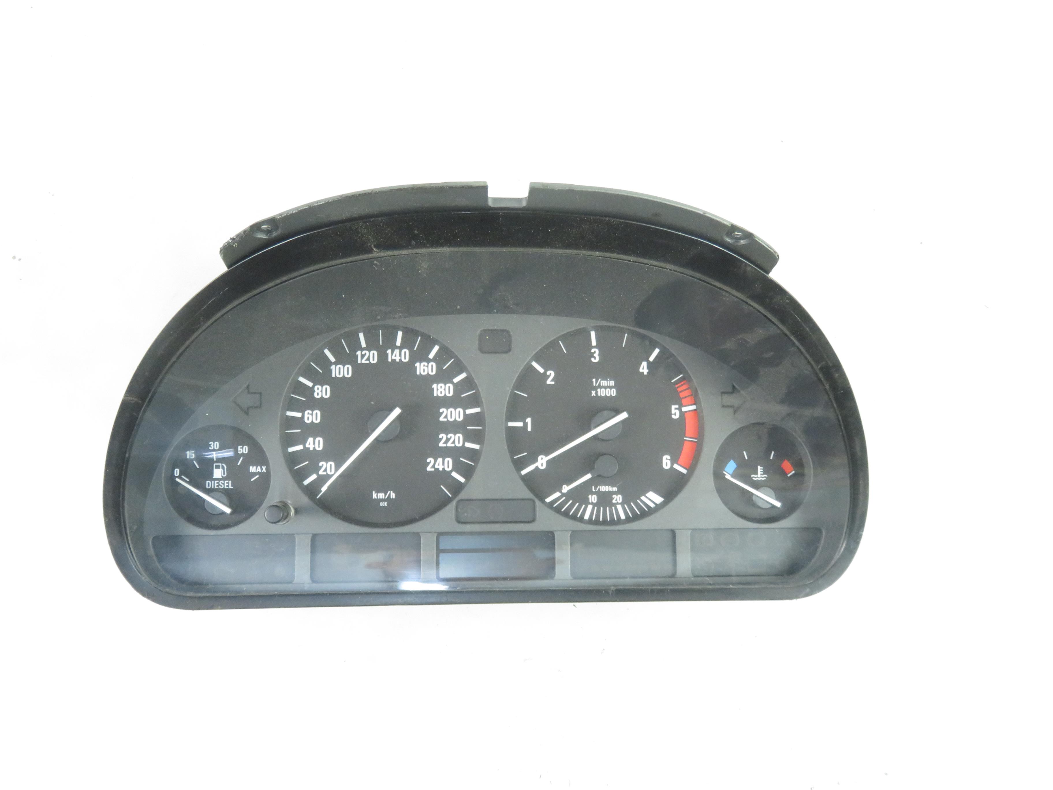 BMW 5 Series E39 (1995-2004) Speedometer 8381198, 110008735 24670261