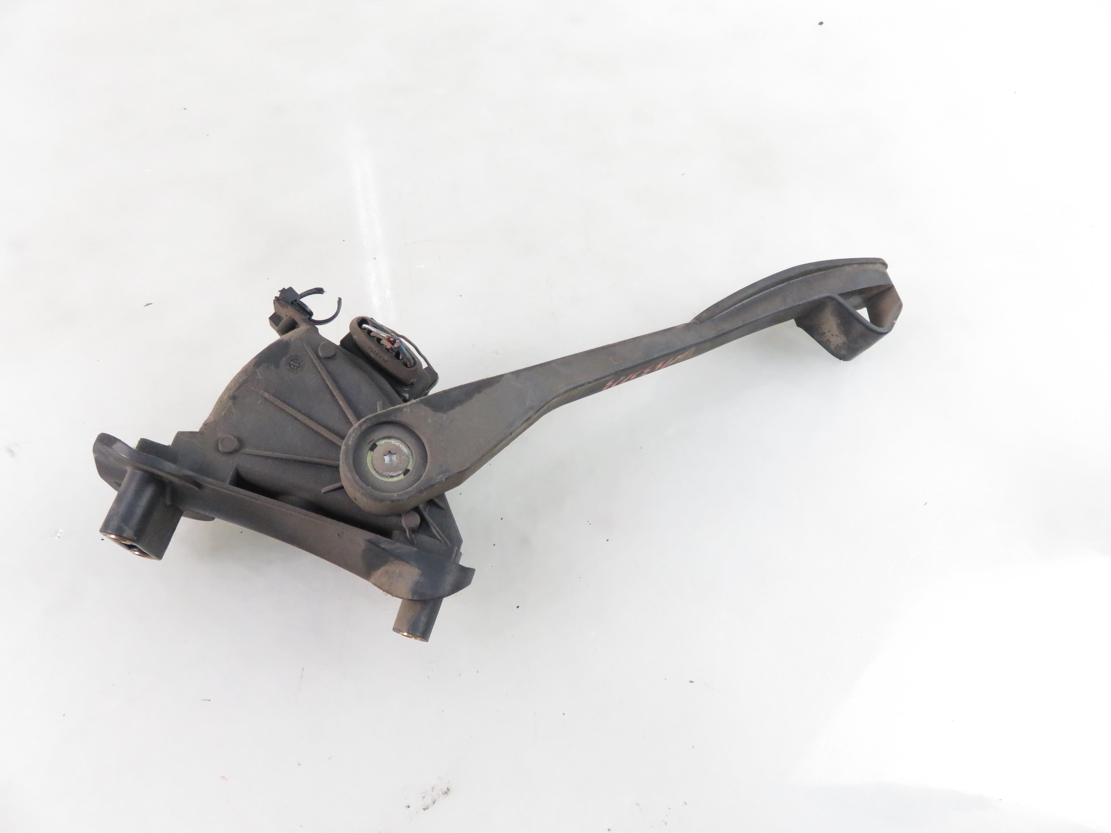 VOLVO S60 1 generation (2000-2009) Педаль газу 30636004 25758695