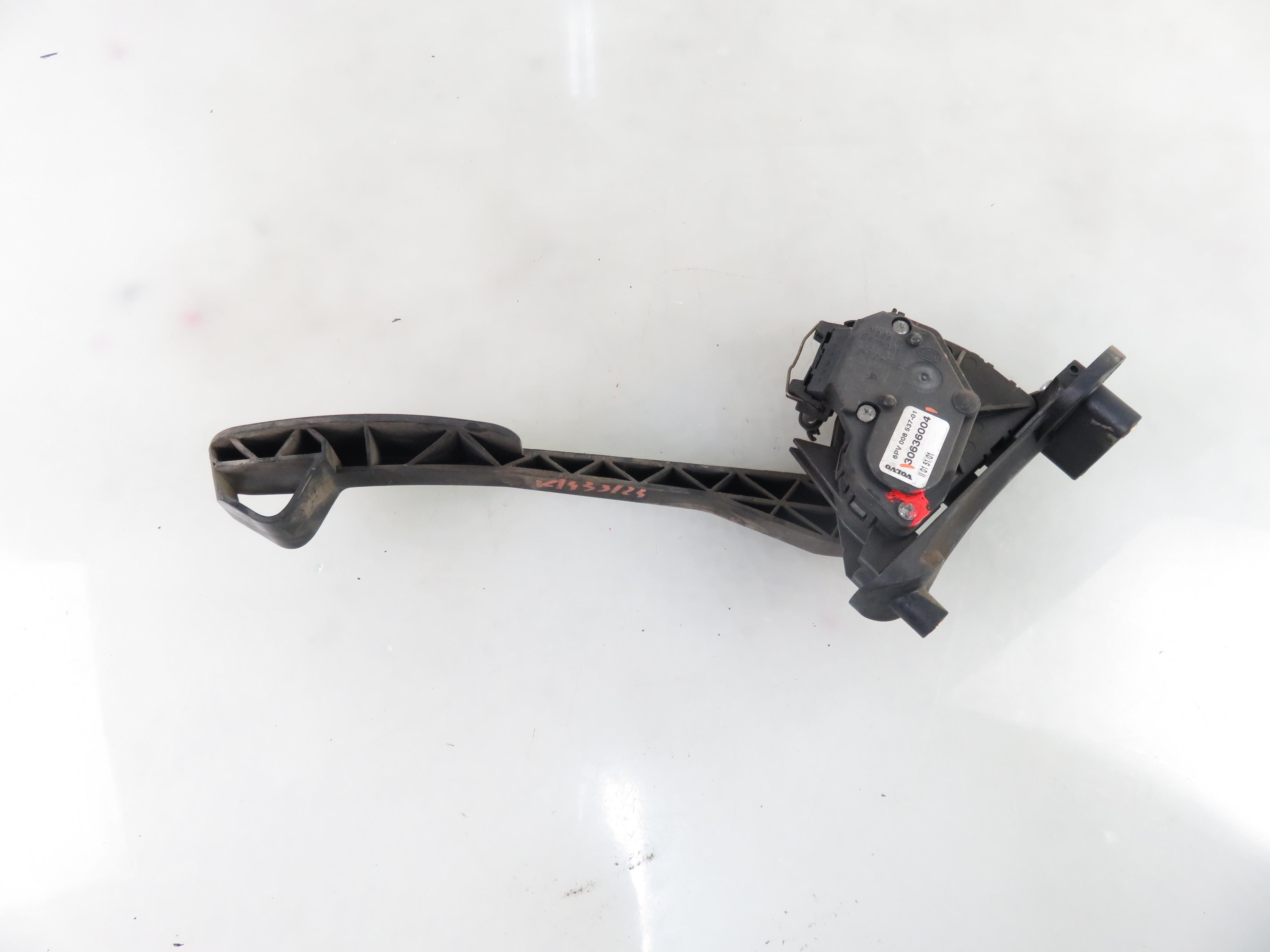 VOLVO S60 1 generation (2000-2009) Педаль газу 30636004 25758695