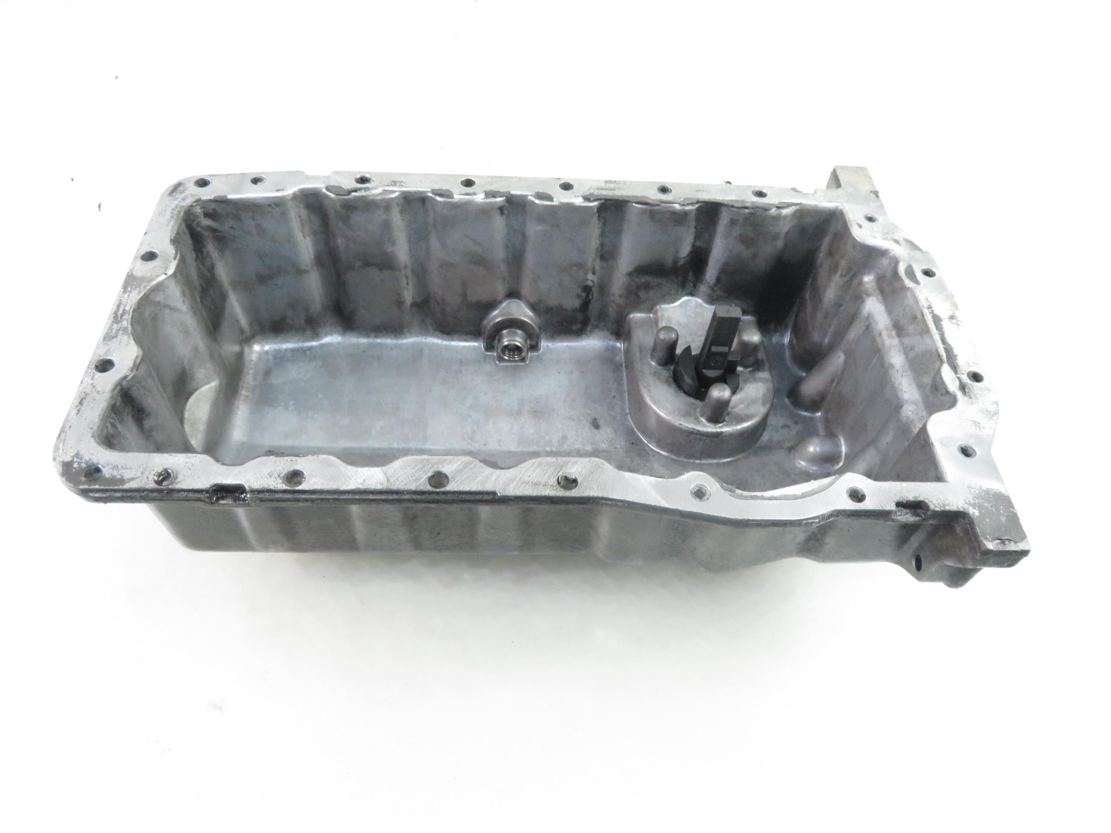 VOLKSWAGEN Touran 1 generation (2003-2015) Картер 038103603AG 24864700