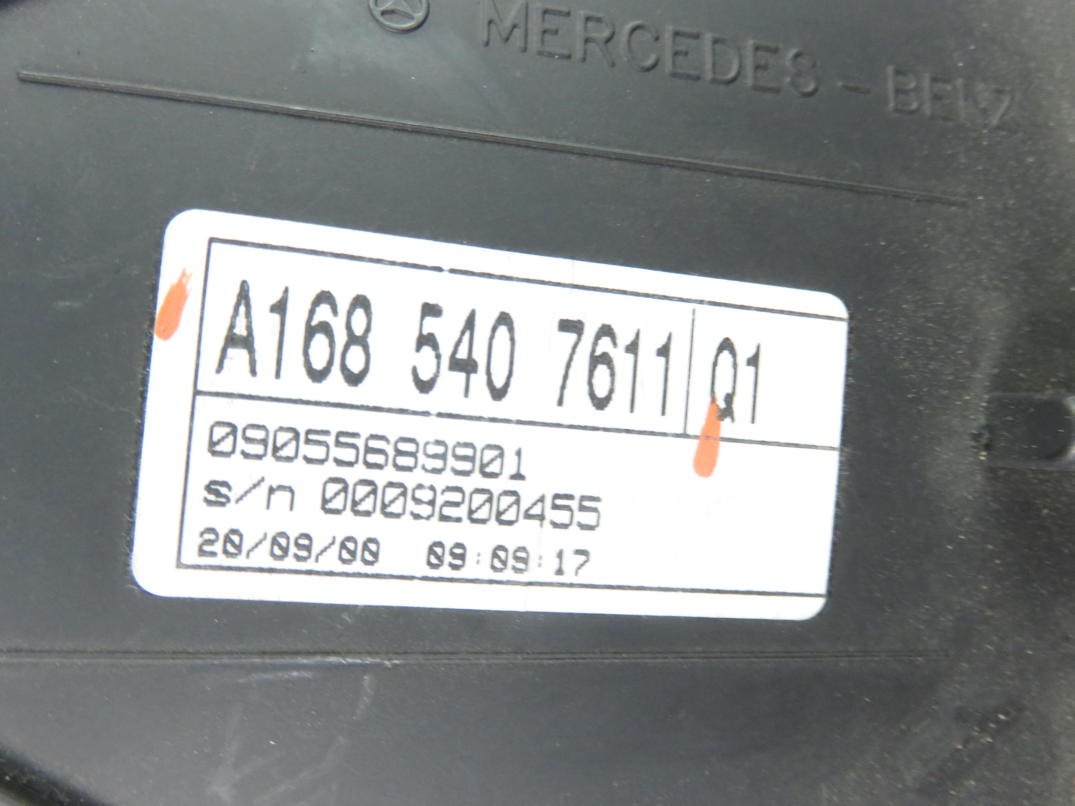 MERCEDES-BENZ A-Class W168 (1997-2004) Speedometer A1685407611 24840446