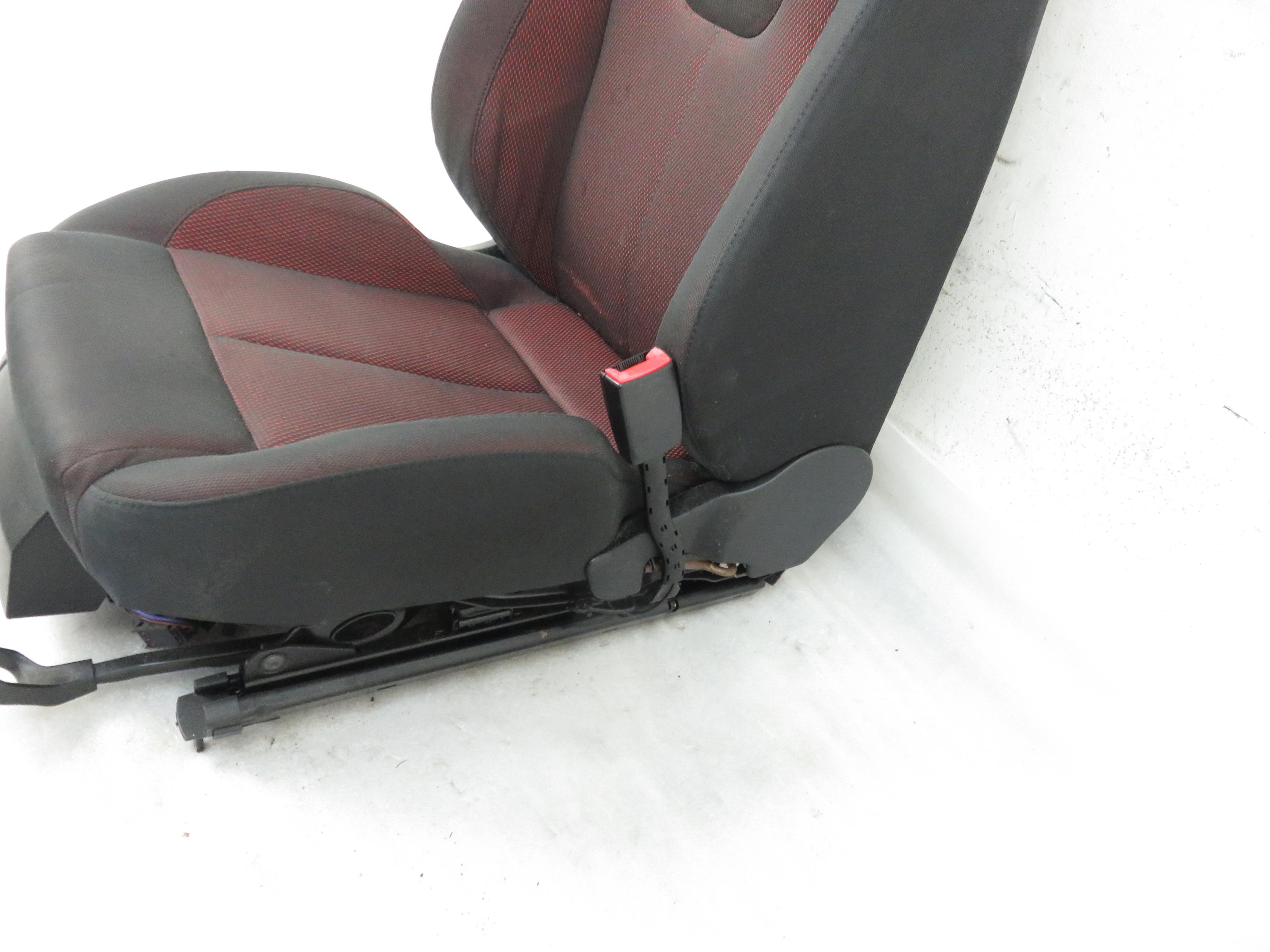 SEAT Leon 2 generation (2005-2012) Front Right Seat 24840354