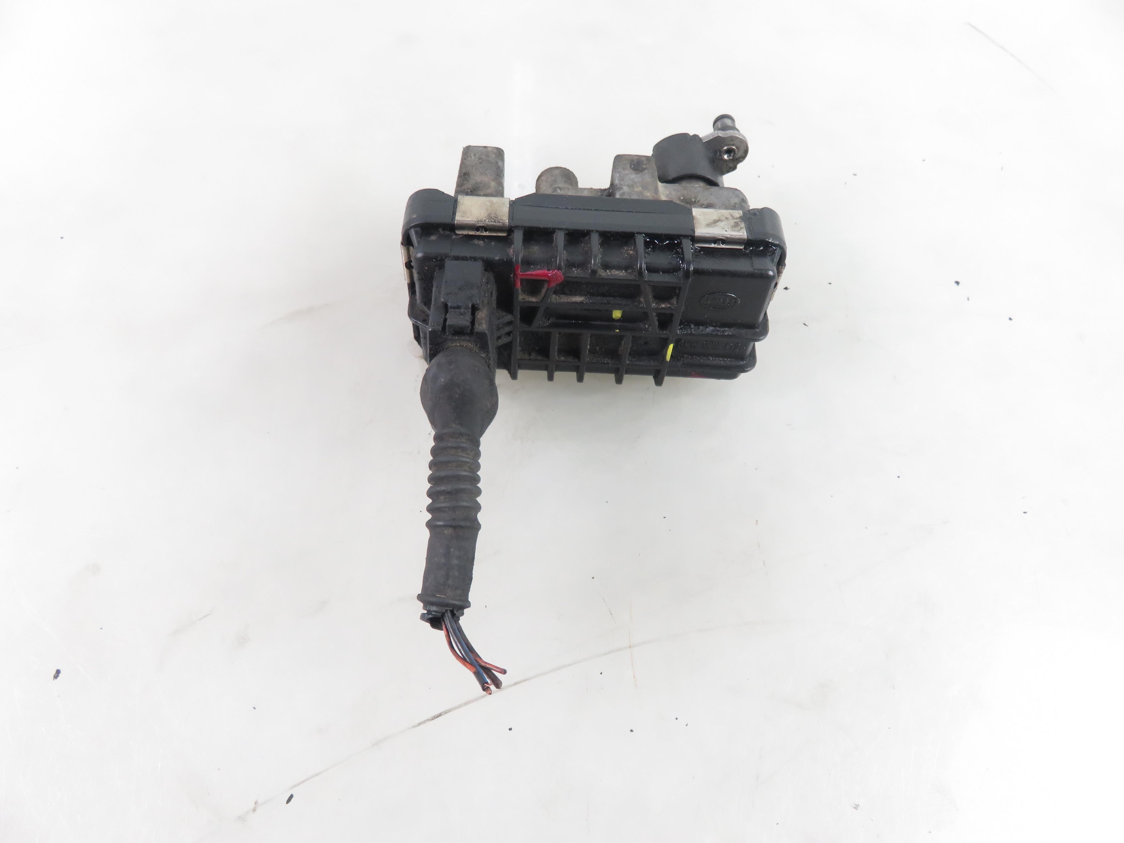 VOLKSWAGEN Touareg 1 generation (2002-2010) Electrical Turbocharger Control 6NW008412712120 24840368