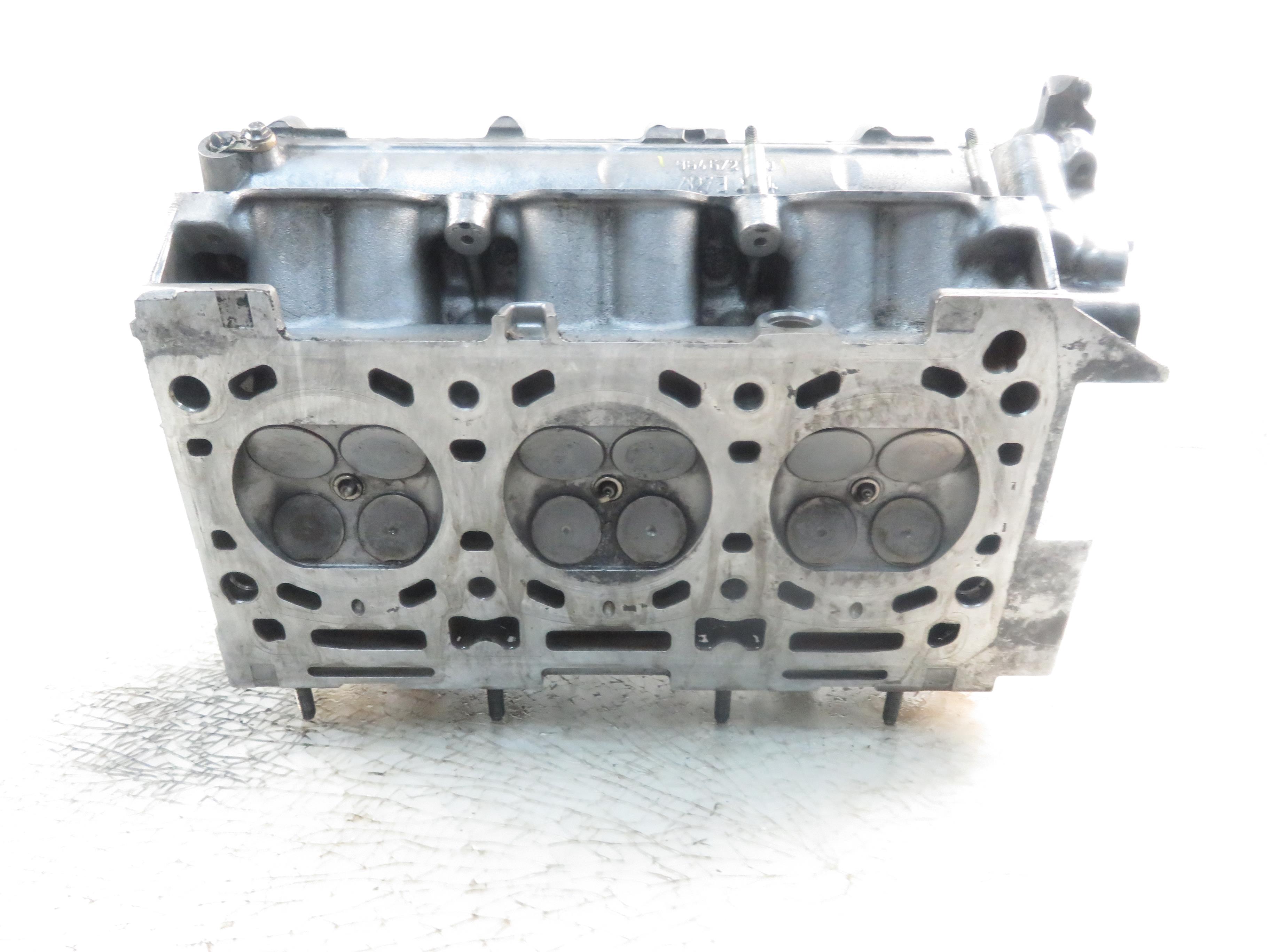 PEUGEOT 407 1 generation (2004-2010) Engine Cylinder Head 9646721710 24923914