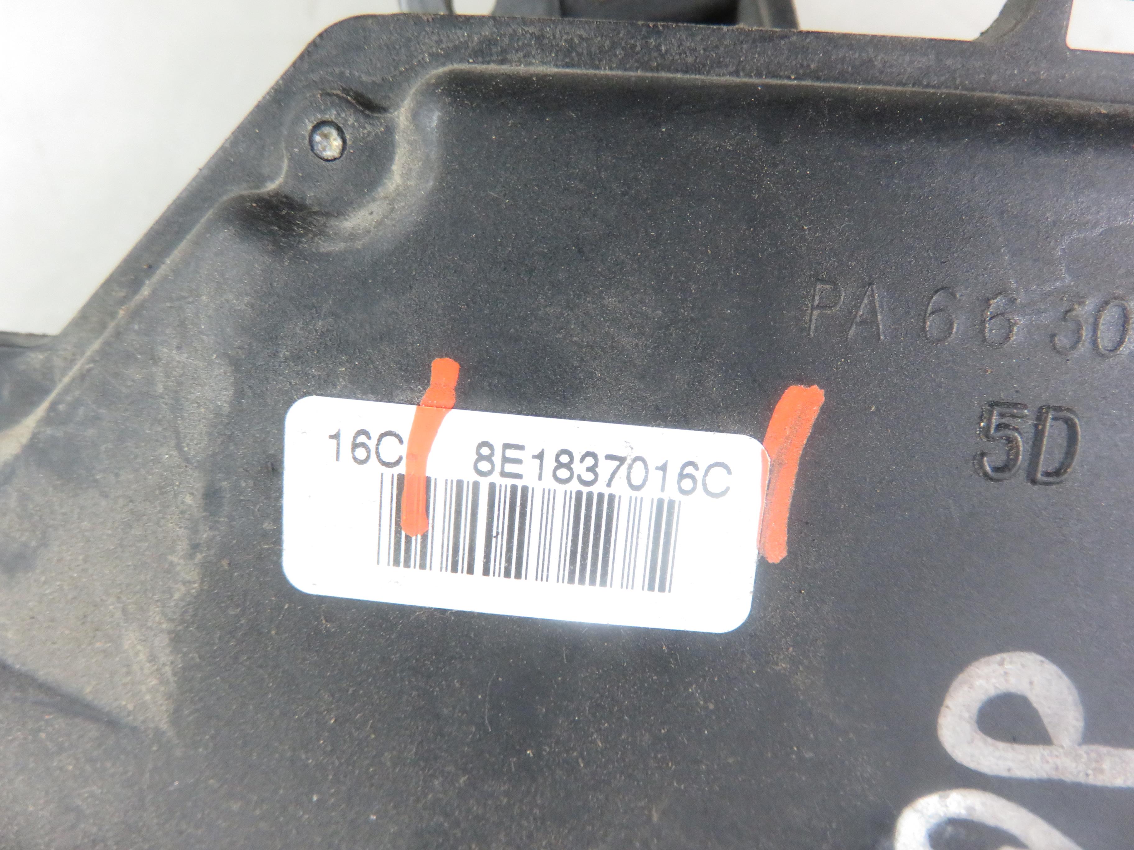 AUDI A4 B6/8E (2000-2005) Front Right Door Lock 8E1837016C 25105143