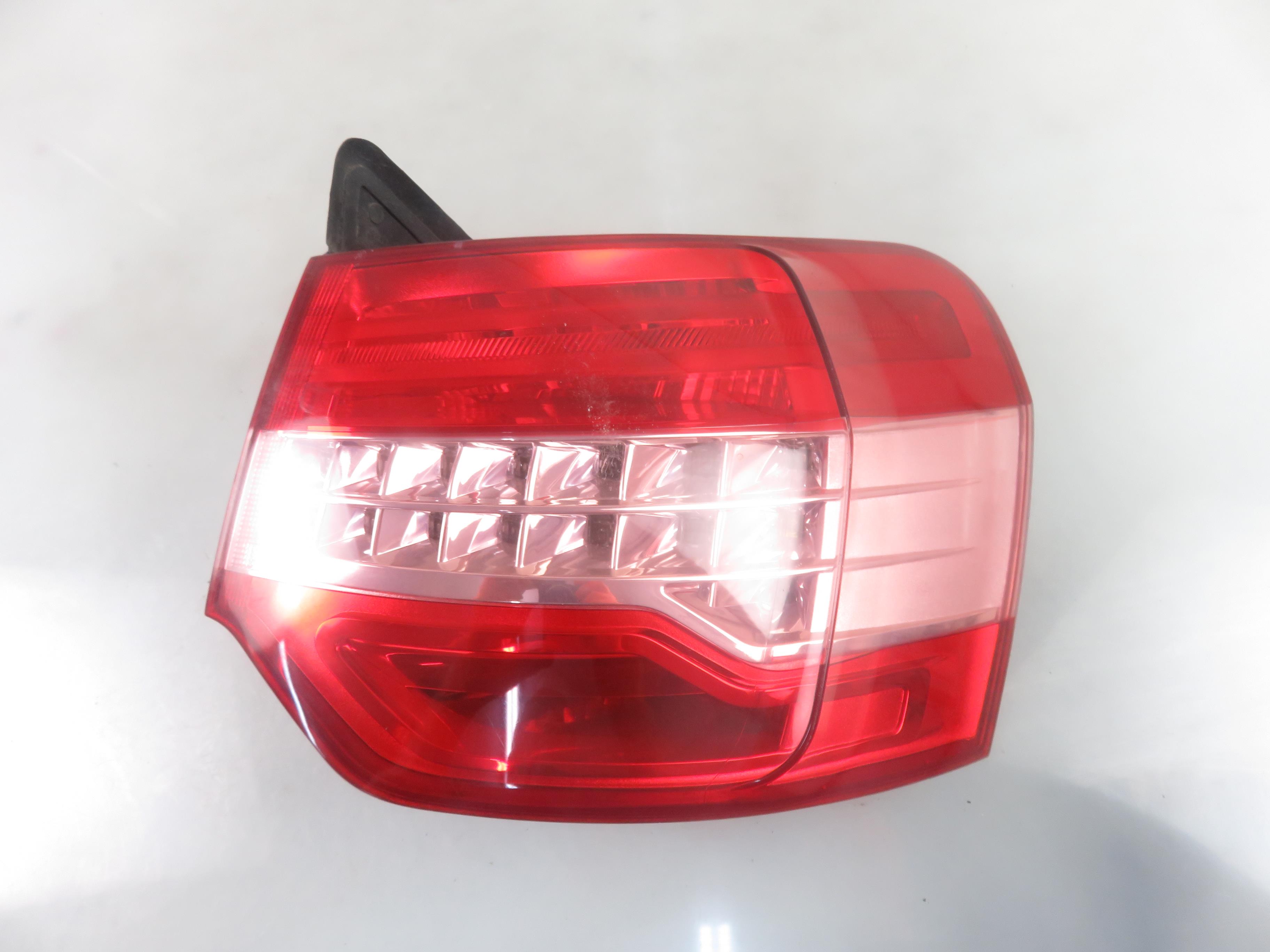 CITROËN C5 2 generation (2008-2017) Rear Right Taillight Lamp 9681063680, VP8X7X13404A 25104527
