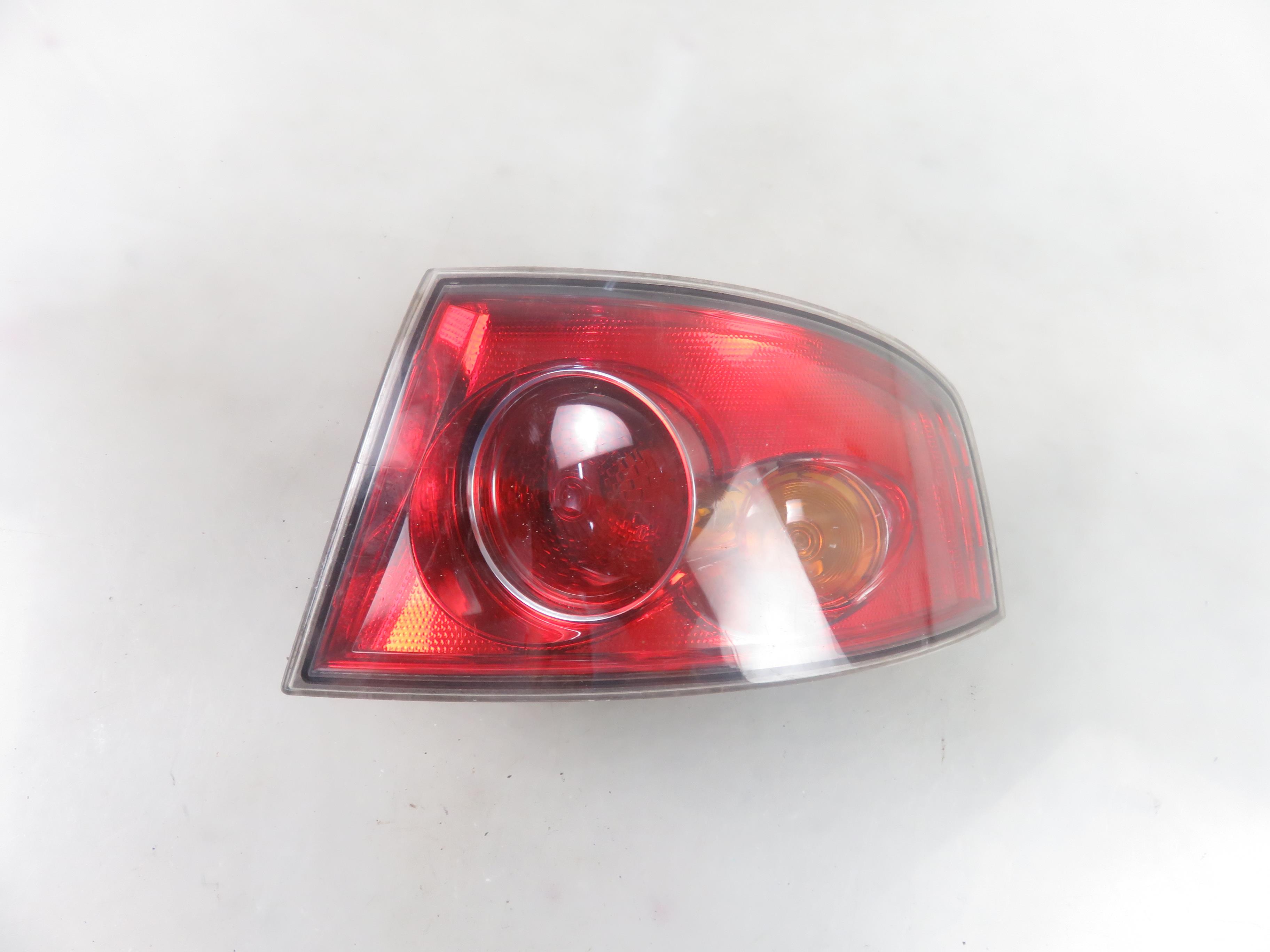 SEAT Ibiza 3 generation (2002-2008) Rear Right Taillight Lamp 6L6945096A 25104689