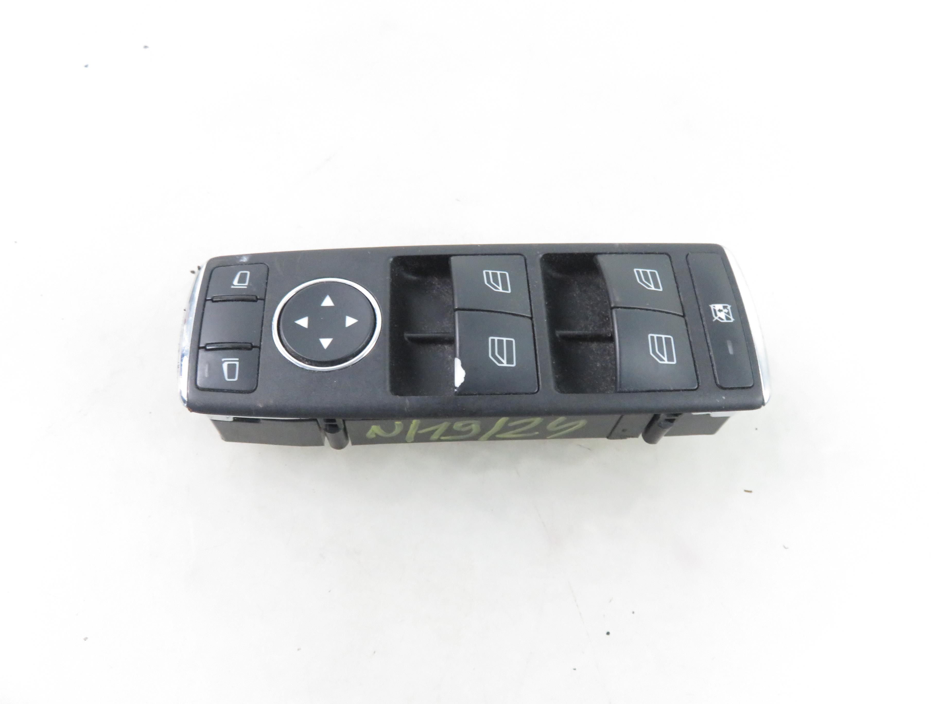 MERCEDES-BENZ C-Class W204/S204/C204 (2004-2015) Front Left Door Window Switch 2048703458 25104513