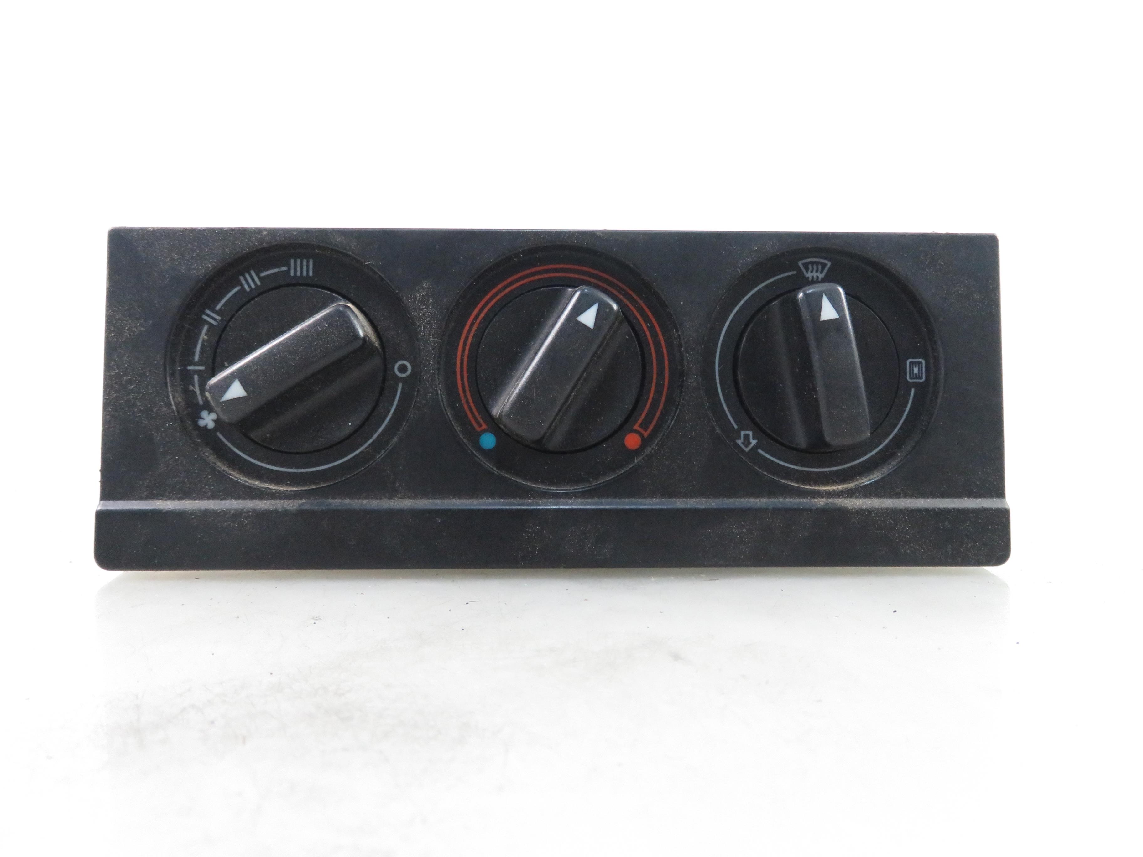 AUDI 80 B3 (1986-1992) Klimatkontrollenhet 25217293