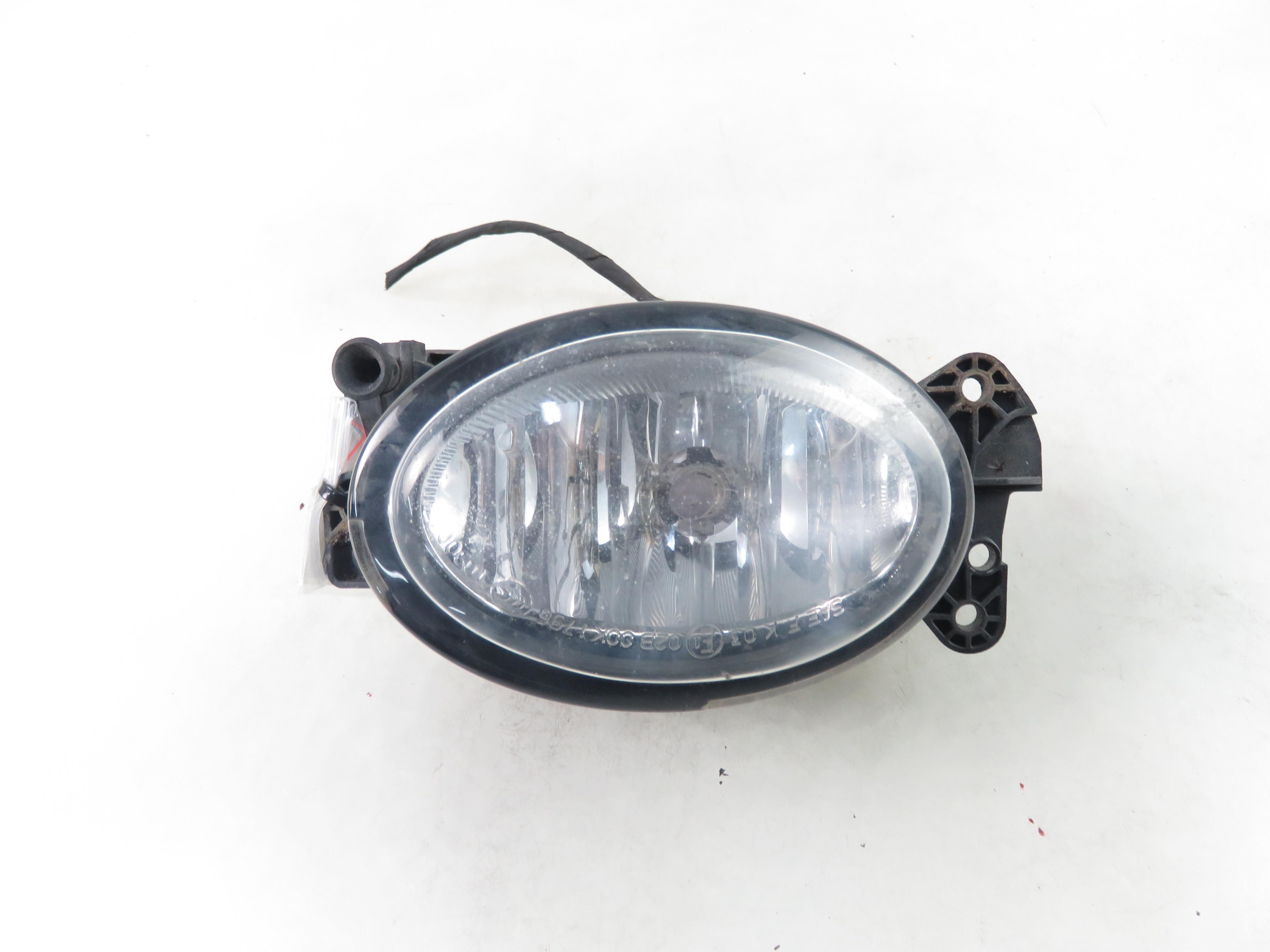 MERCEDES-BENZ C-Class W204/S204/C204 (2004-2015) Front Right Fog Light 1698201656 25431169