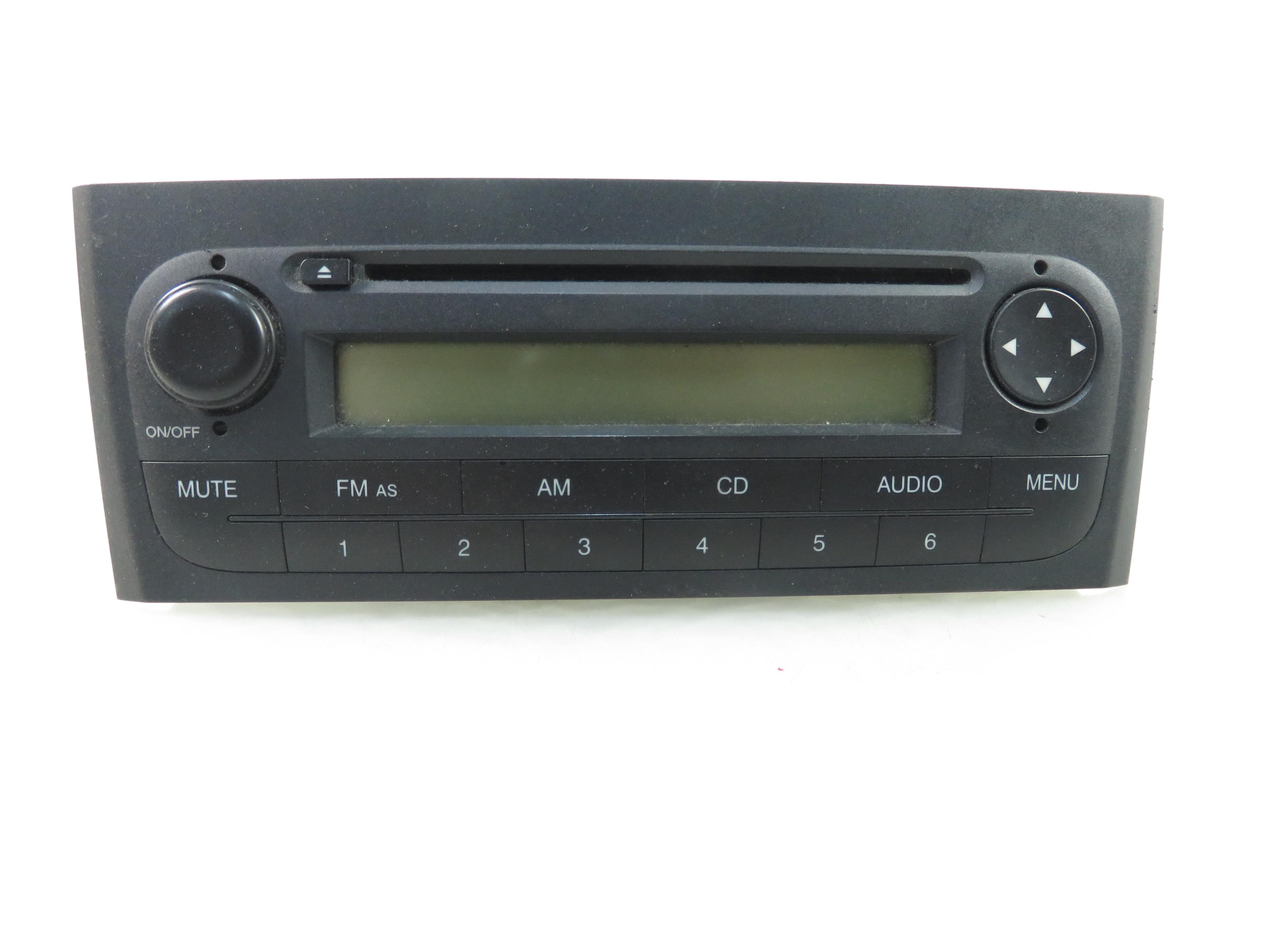 FIAT Grande Punto 1 generation (2006-2008) Musikkspiller uten GPS 7354107270 25203015