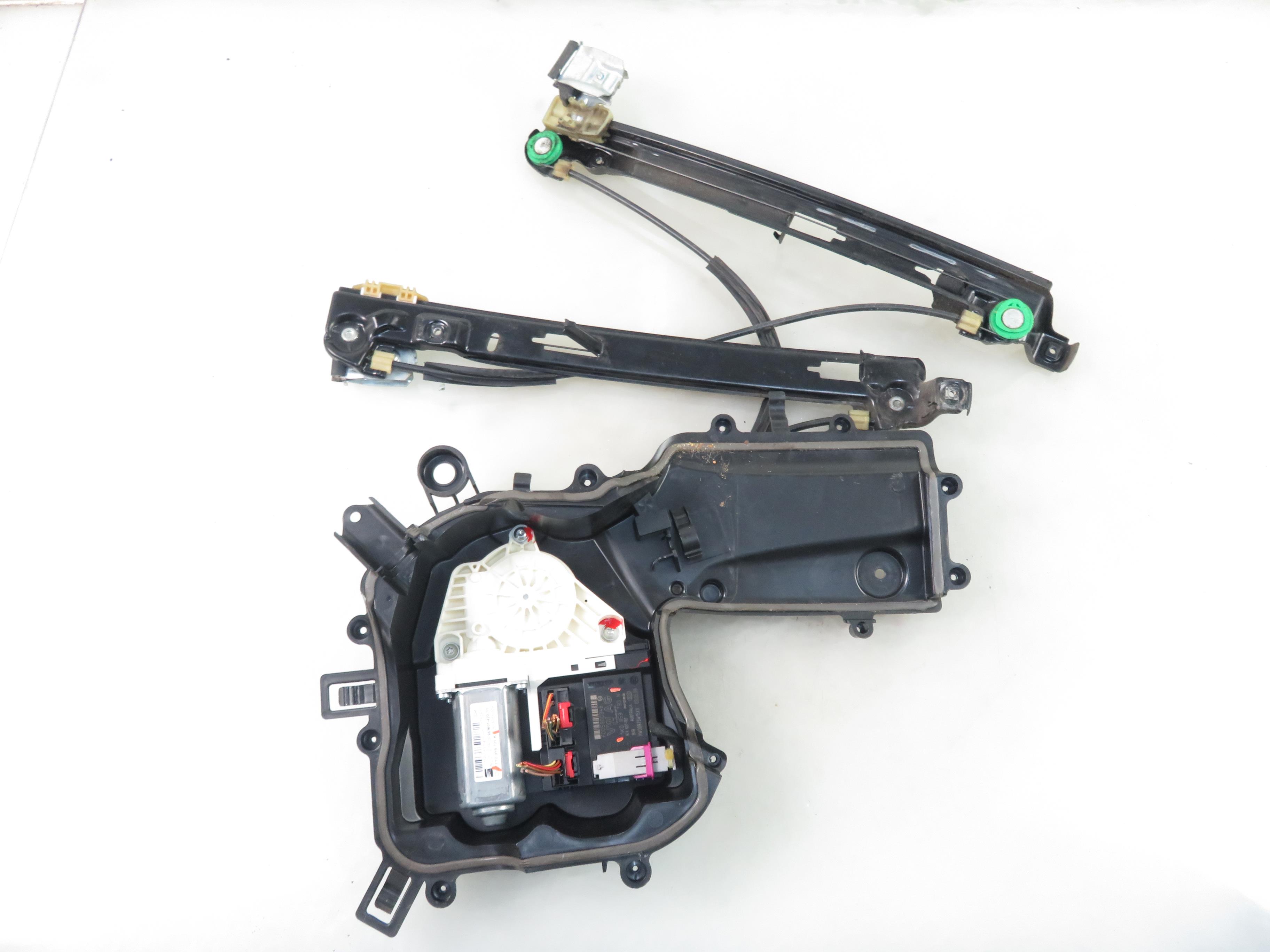 SEAT Leon 2 generation (2005-2012) Стеклоподъемник передней левой двери 1P0837401H,1T0959701K,1K0959793N 25866686