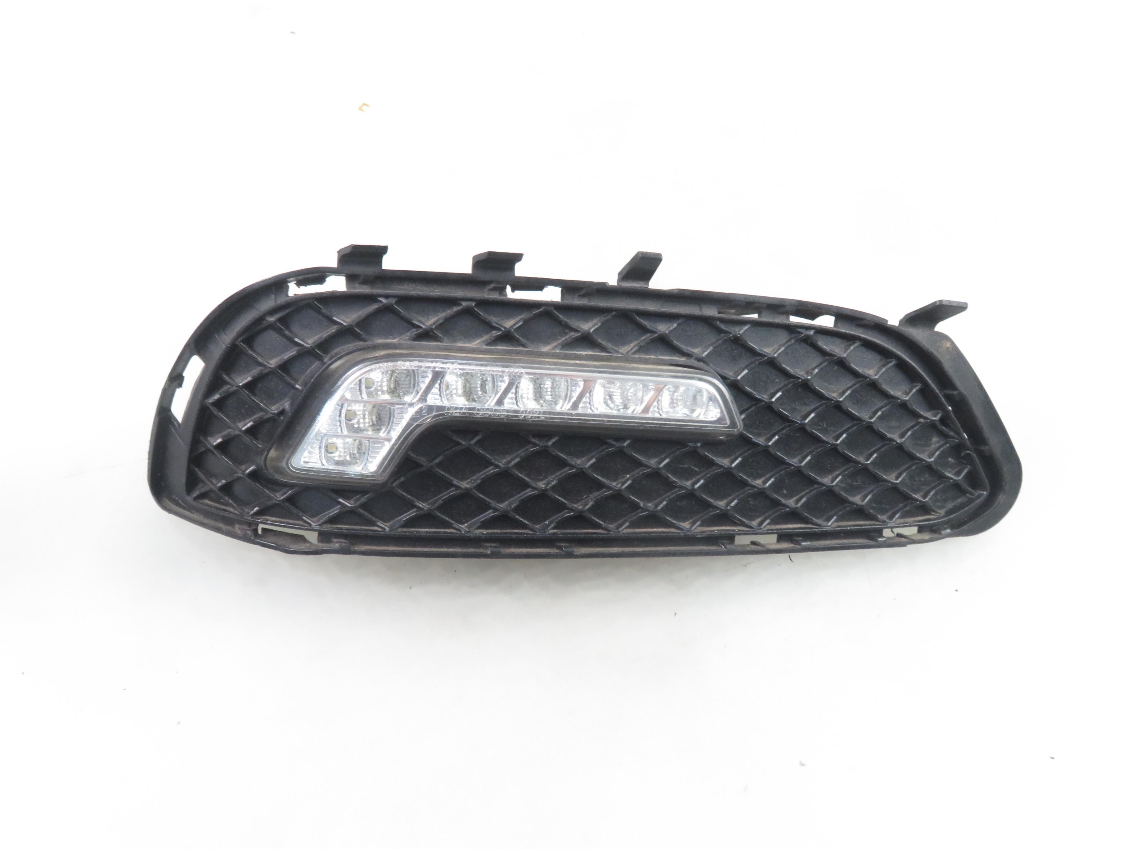 MERCEDES-BENZ E-Class W212/S212/C207/A207 (2009-2016) Front Right Grill A2128200856 25127715