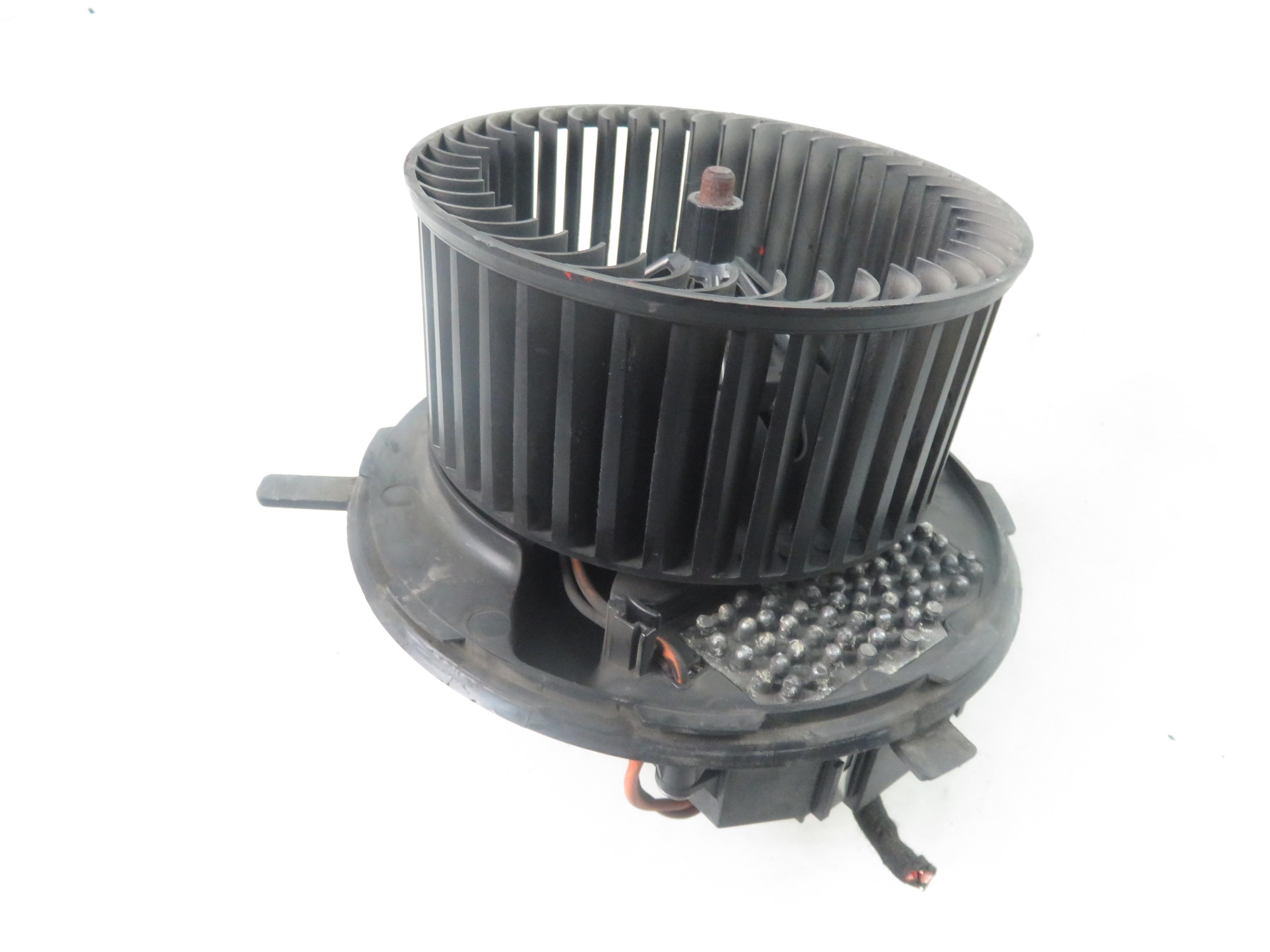 VOLKSWAGEN Passat B6 (2005-2010) Blower fan relay 3C1820015J,3C0907521B,F011500045 25747994