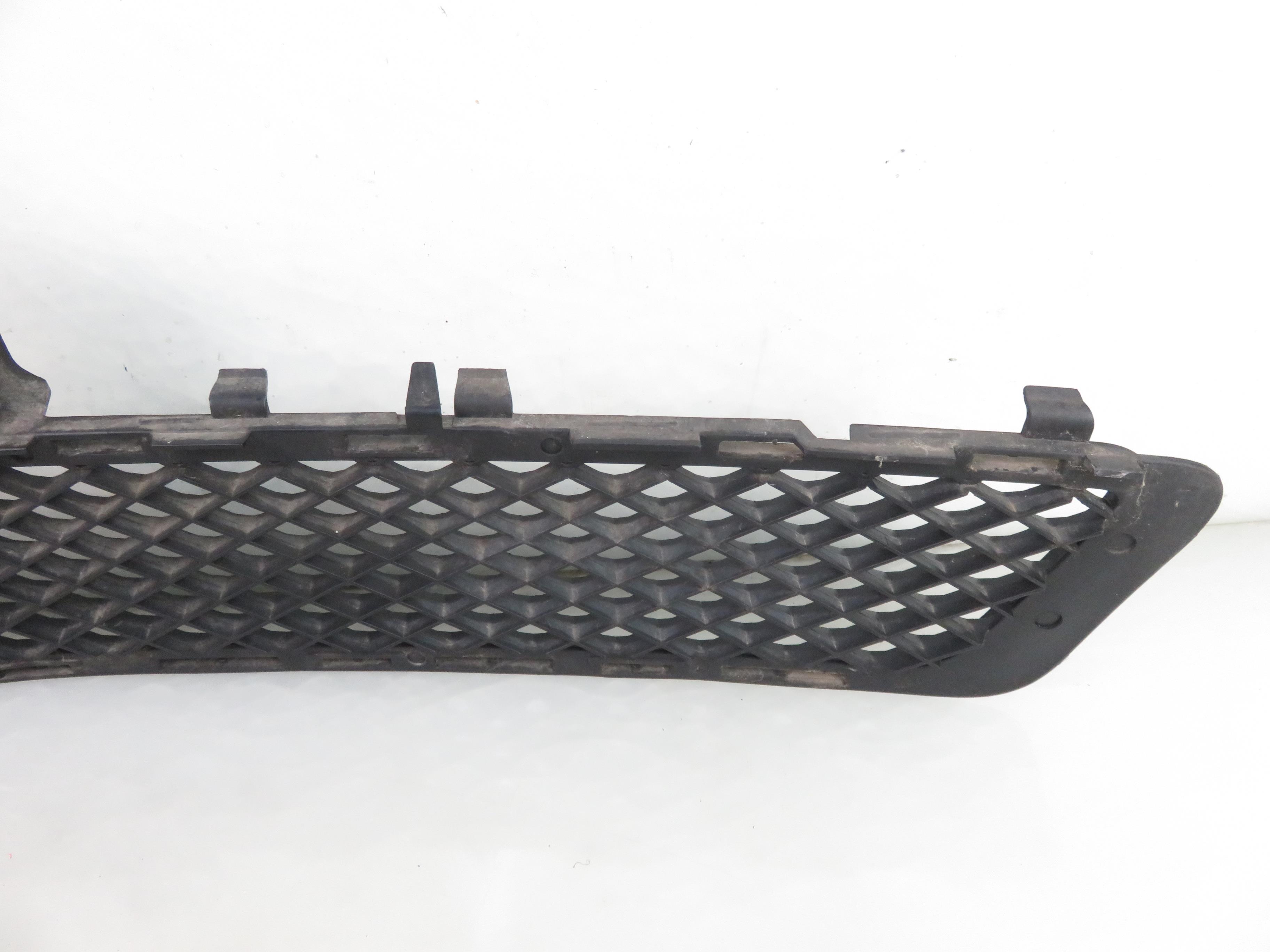 MERCEDES-BENZ E-Class W212/S212/C207/A207 (2009-2016) Forreste kofanger Nedre Grill A2128850023, A2128850523 25758414