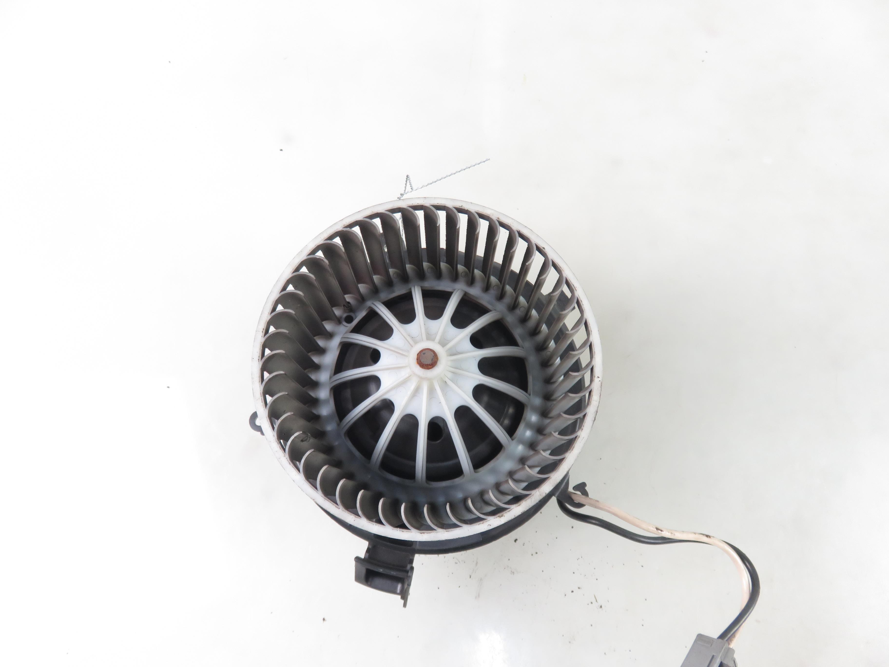 OPEL Astra J (2009-2020) Blower fan relay U7253002 25681475