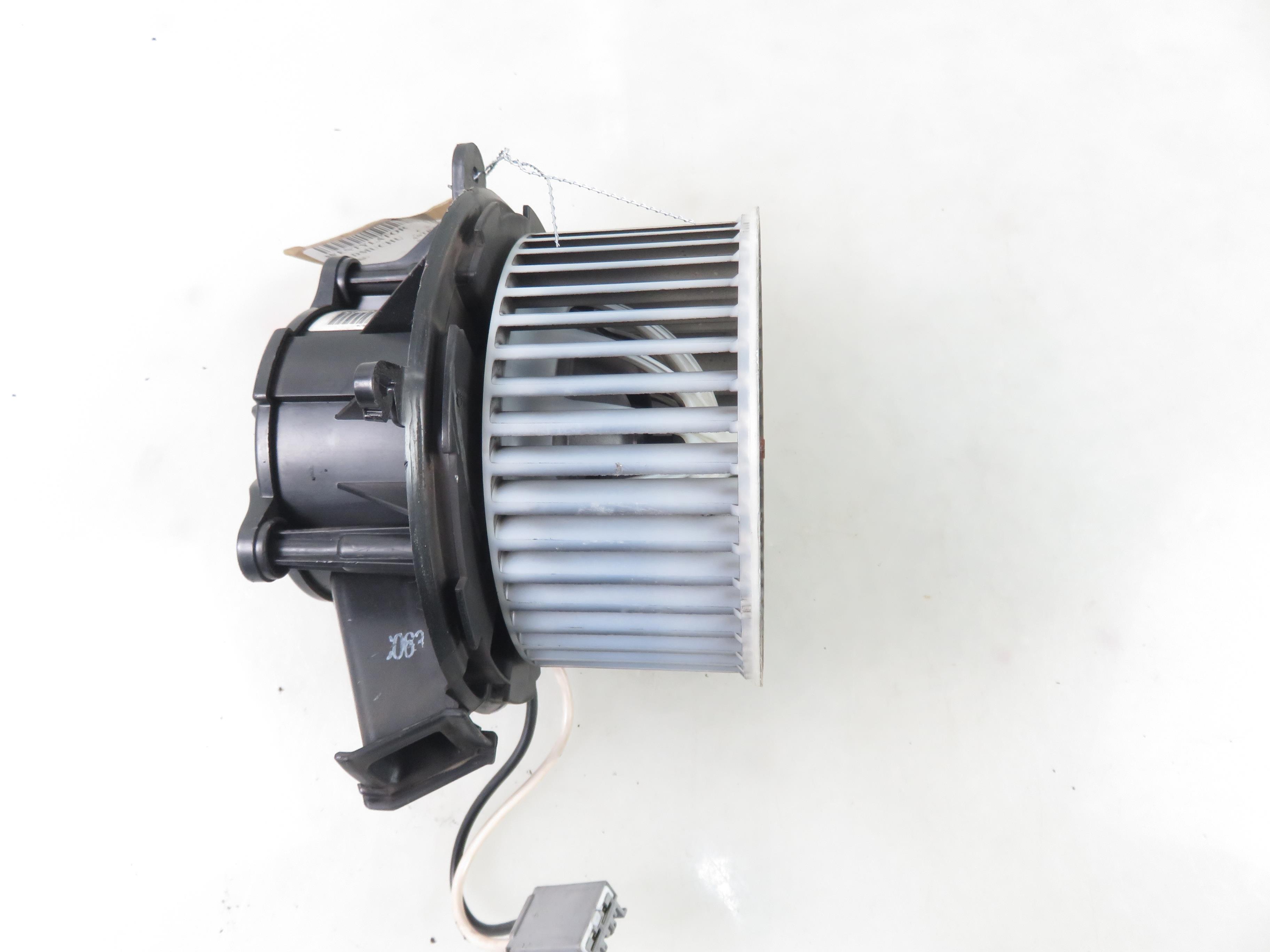 OPEL Astra J (2009-2020) Releu ventilator U7253002 25681475