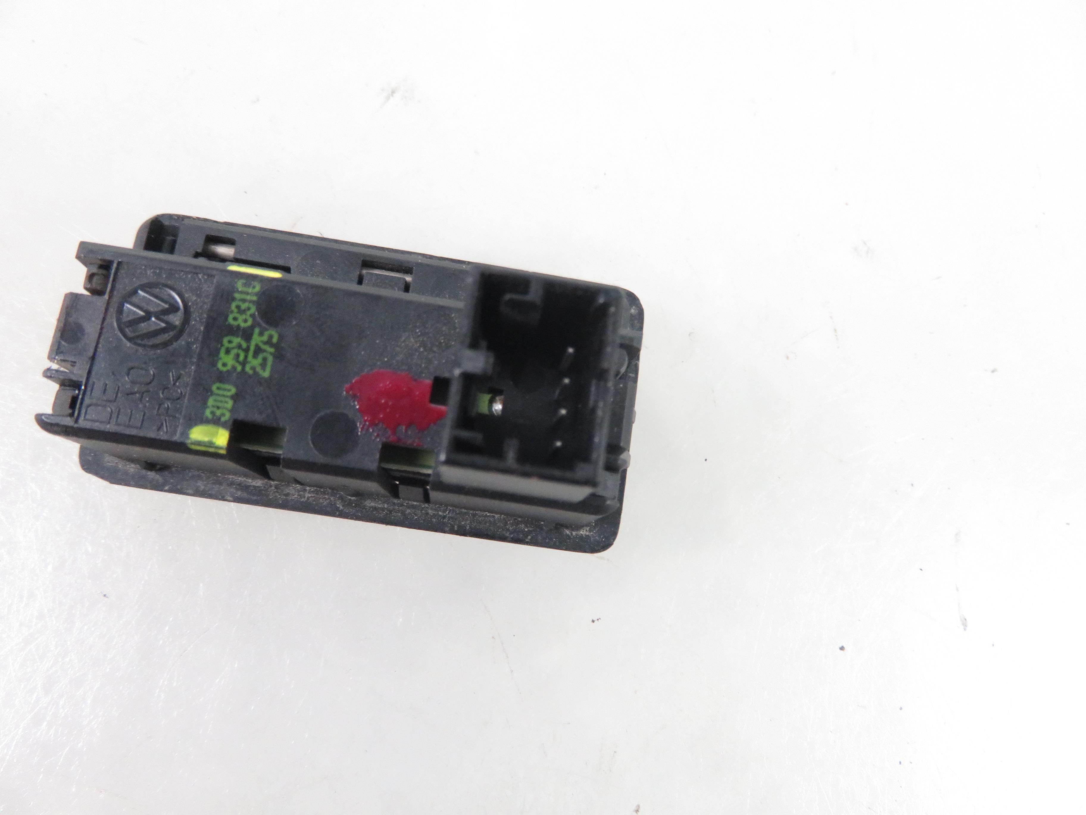 AUDI Q7 4L (2005-2015) Back cover Open Switches 3D0959831C 25719635