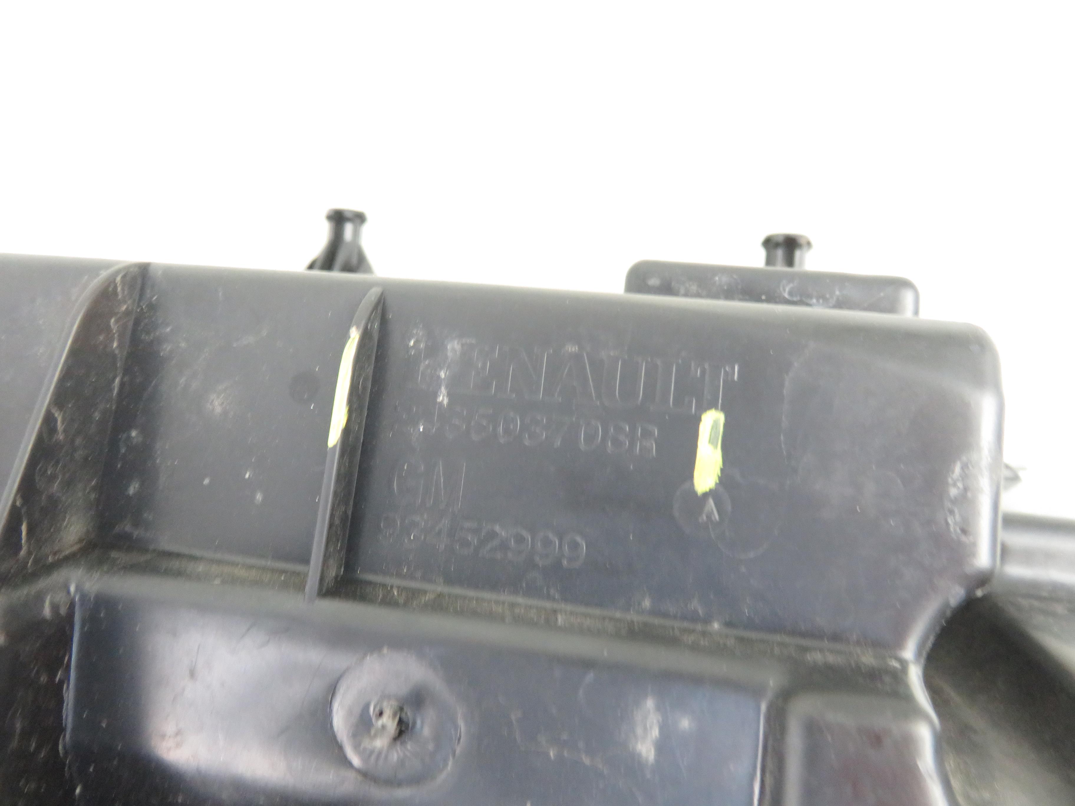 RENAULT Trafic 3 generation (2014-2023) Fuse Box 243503708R, 243121532R 25748769