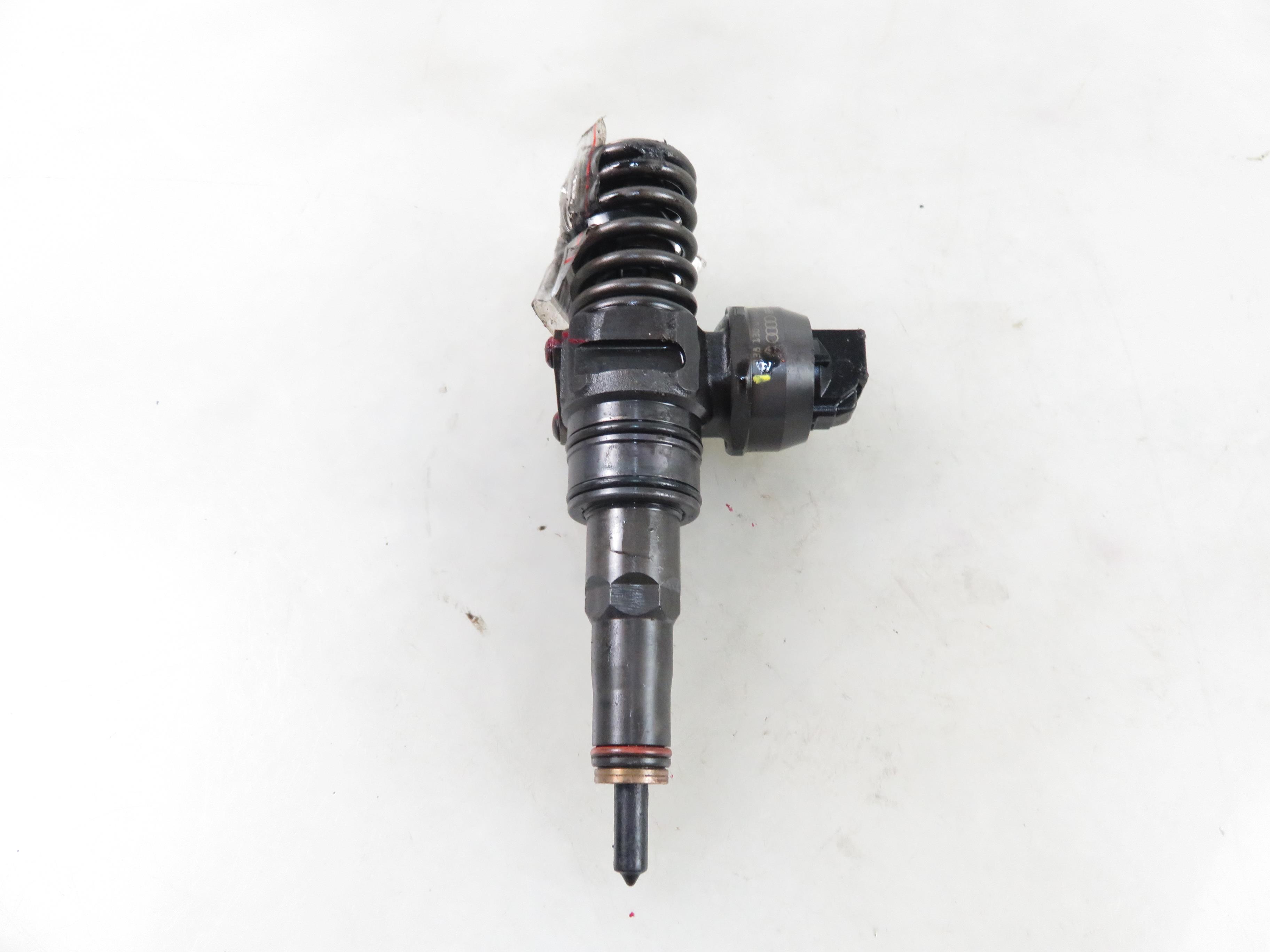 VOLKSWAGEN Passat Variant 1 generation (2010-2024) Injecteur d'huile 038130073BA, 0414720216 25409347