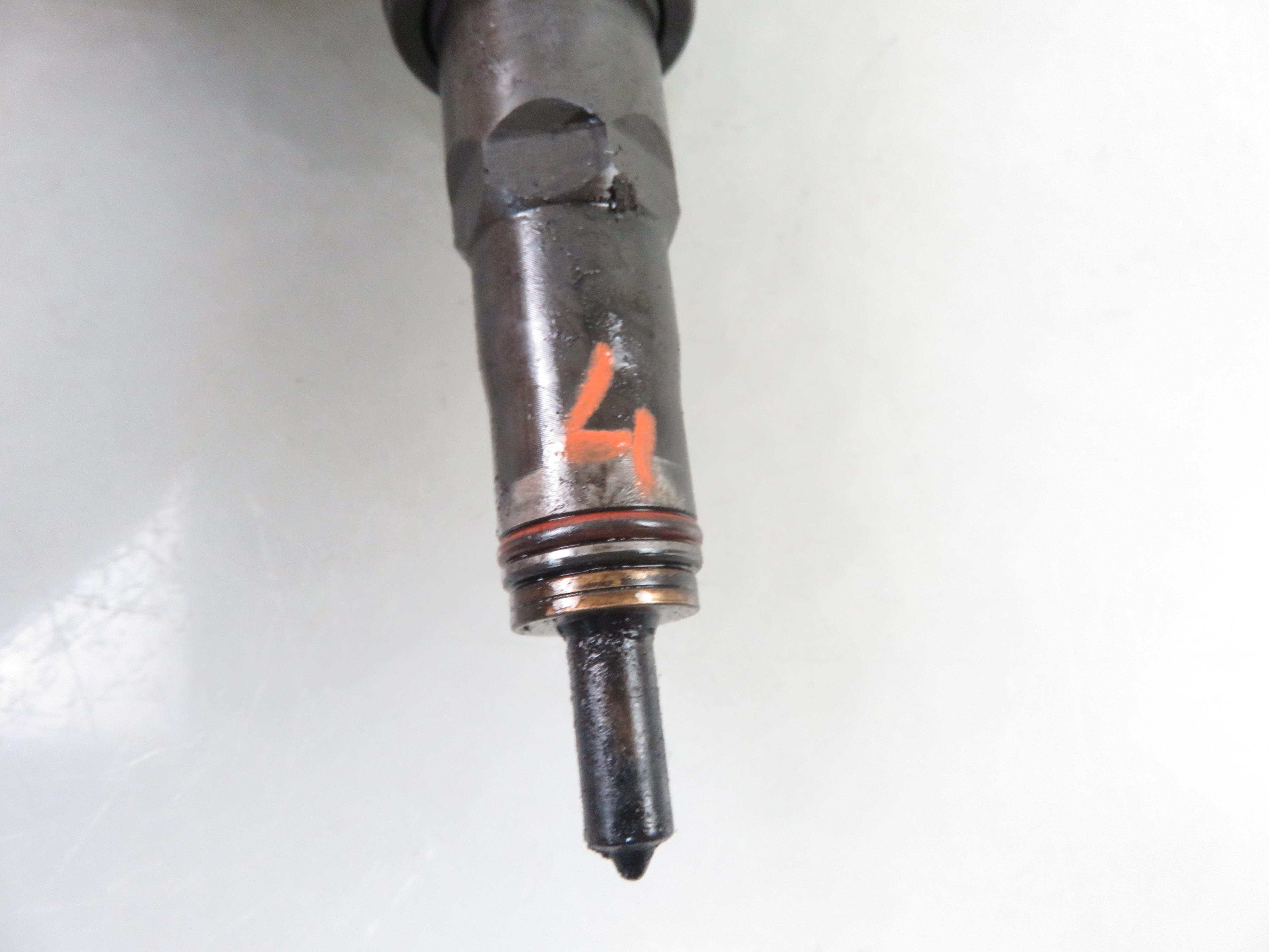 VOLKSWAGEN Passat Variant 1 generation (2010-2024) Injecteur d'huile 038130073BA, 0414720216 25409358