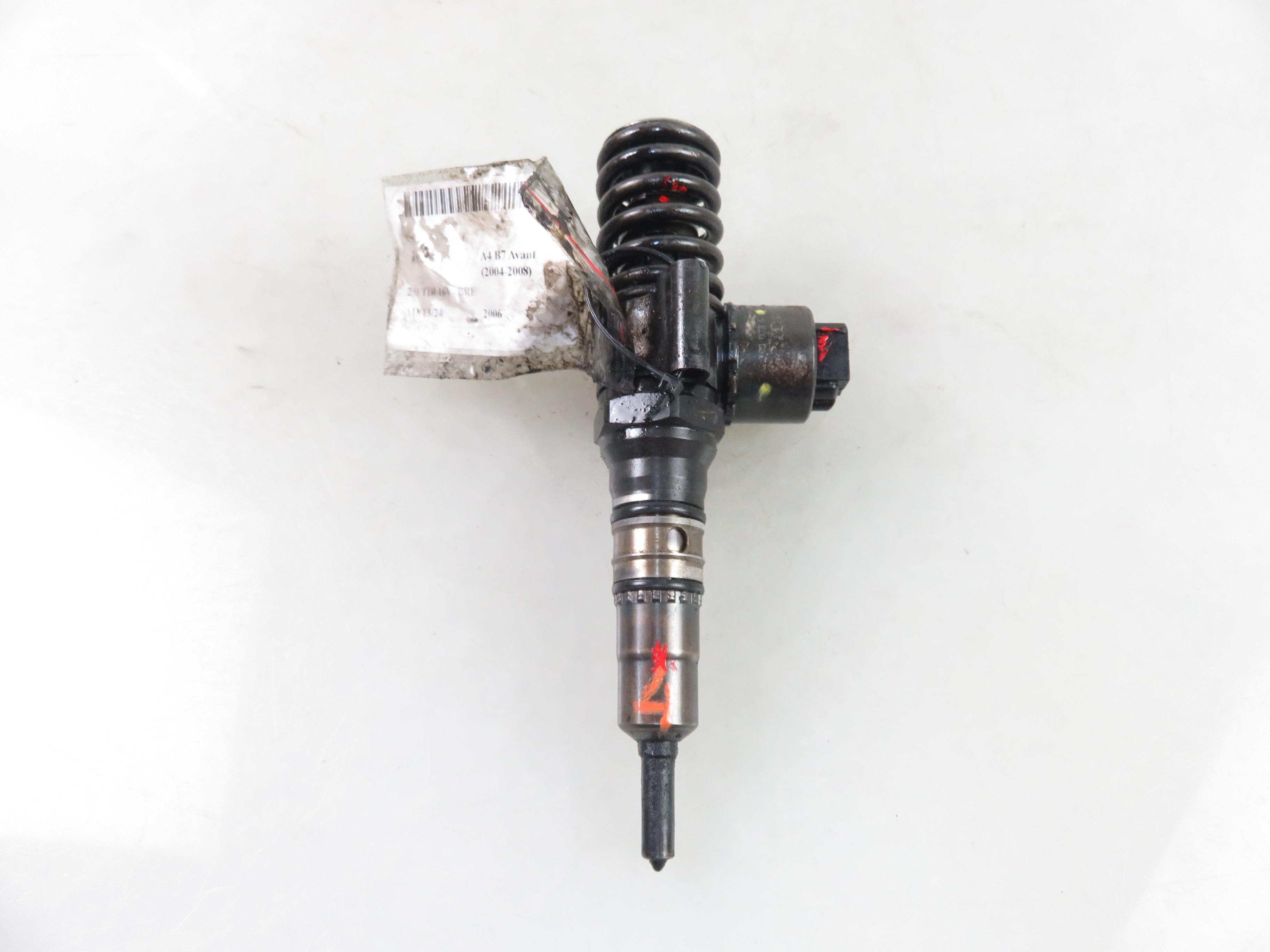 AUDI A4 B7/8E (2004-2008) Injector de ulei 03G130073G, 0414720404 25409362