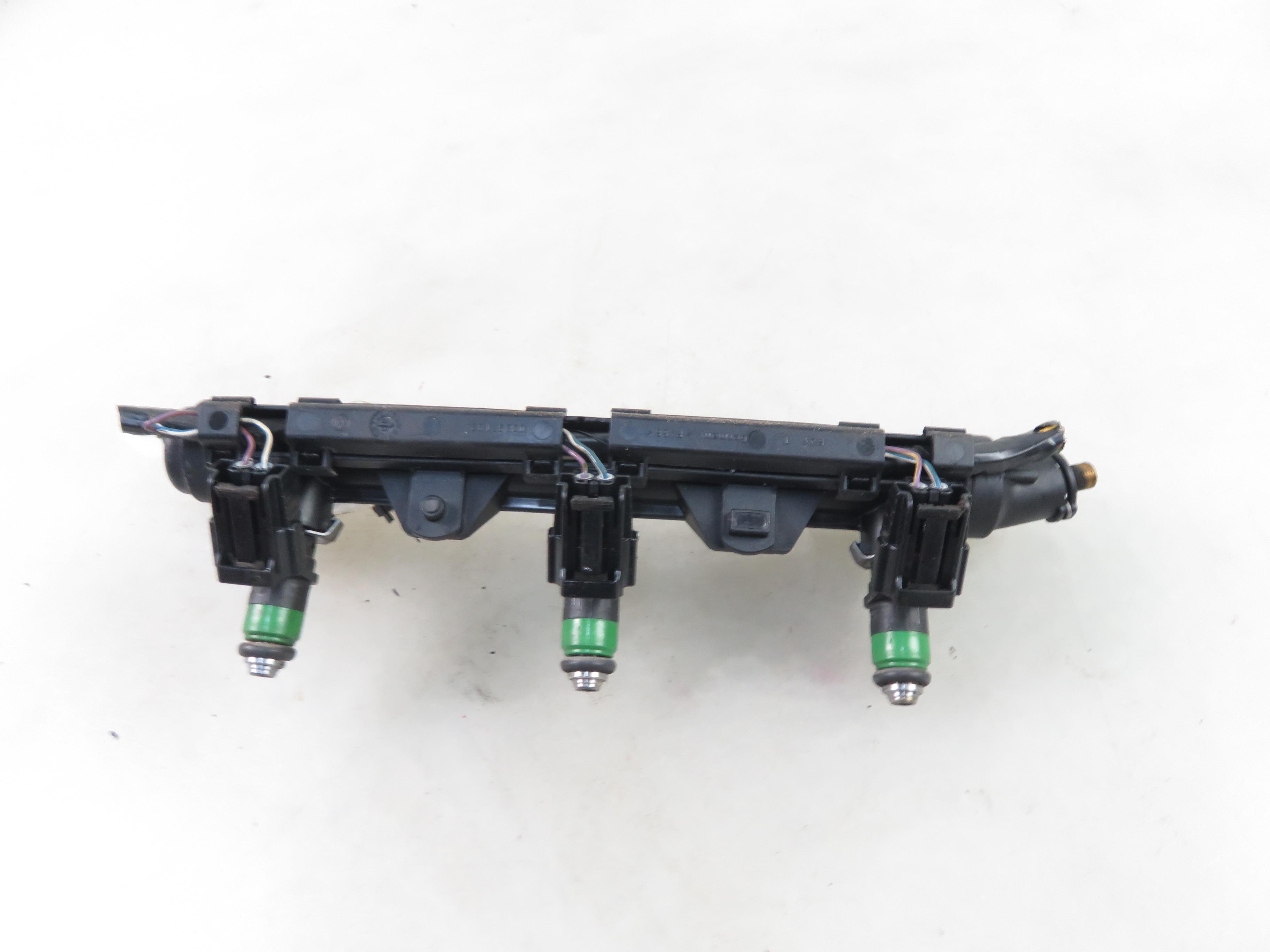 SKODA Fabia 6Y (1999-2007) Fuel Rail 03E133319,03E906031,03E133320 25421889