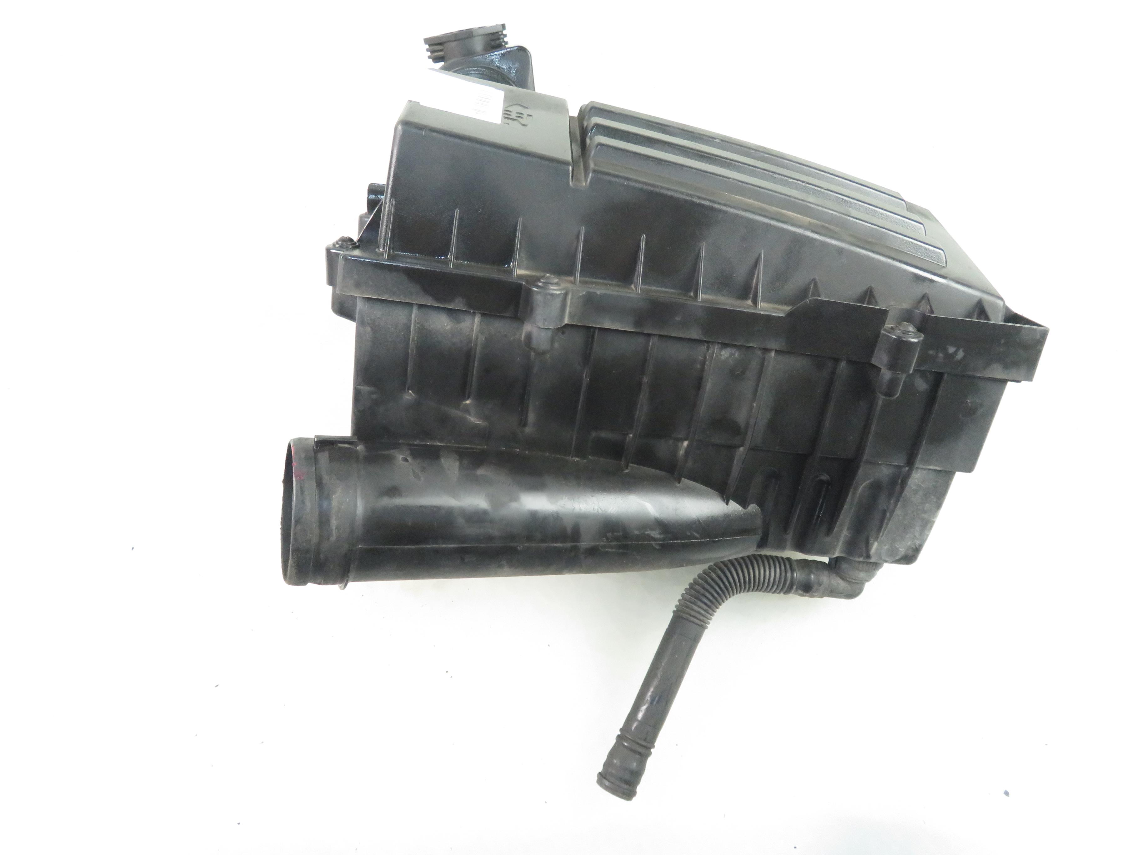 VOLKSWAGEN Passat Variant 1 generation (2010-2024) Luftfilterboks 3C0129607AF, 3C0129601AM 25585870