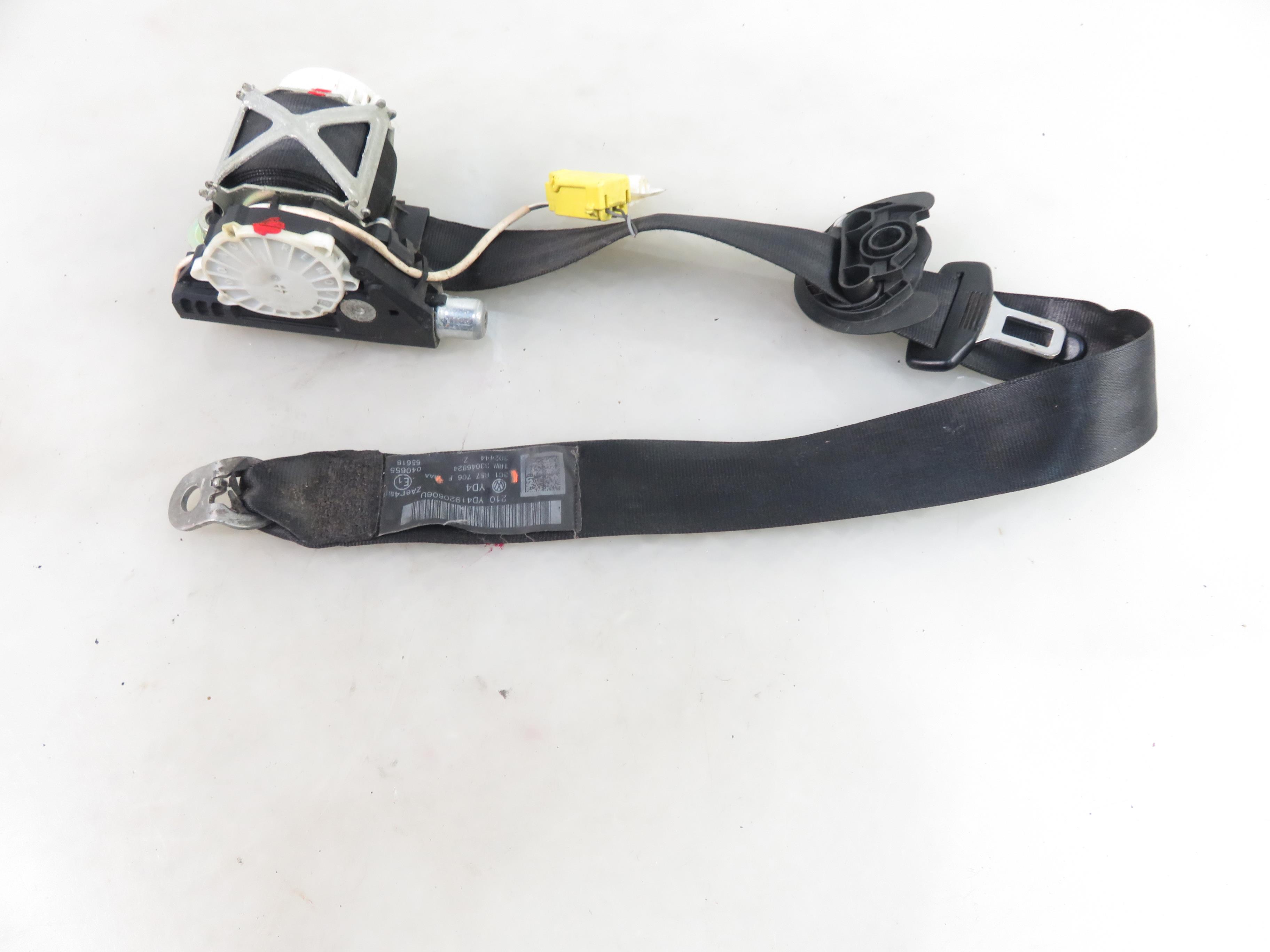 VOLKSWAGEN Passat Variant 1 generation (2010-2024) Front Right Seatbelt 3C1857706F 25758493