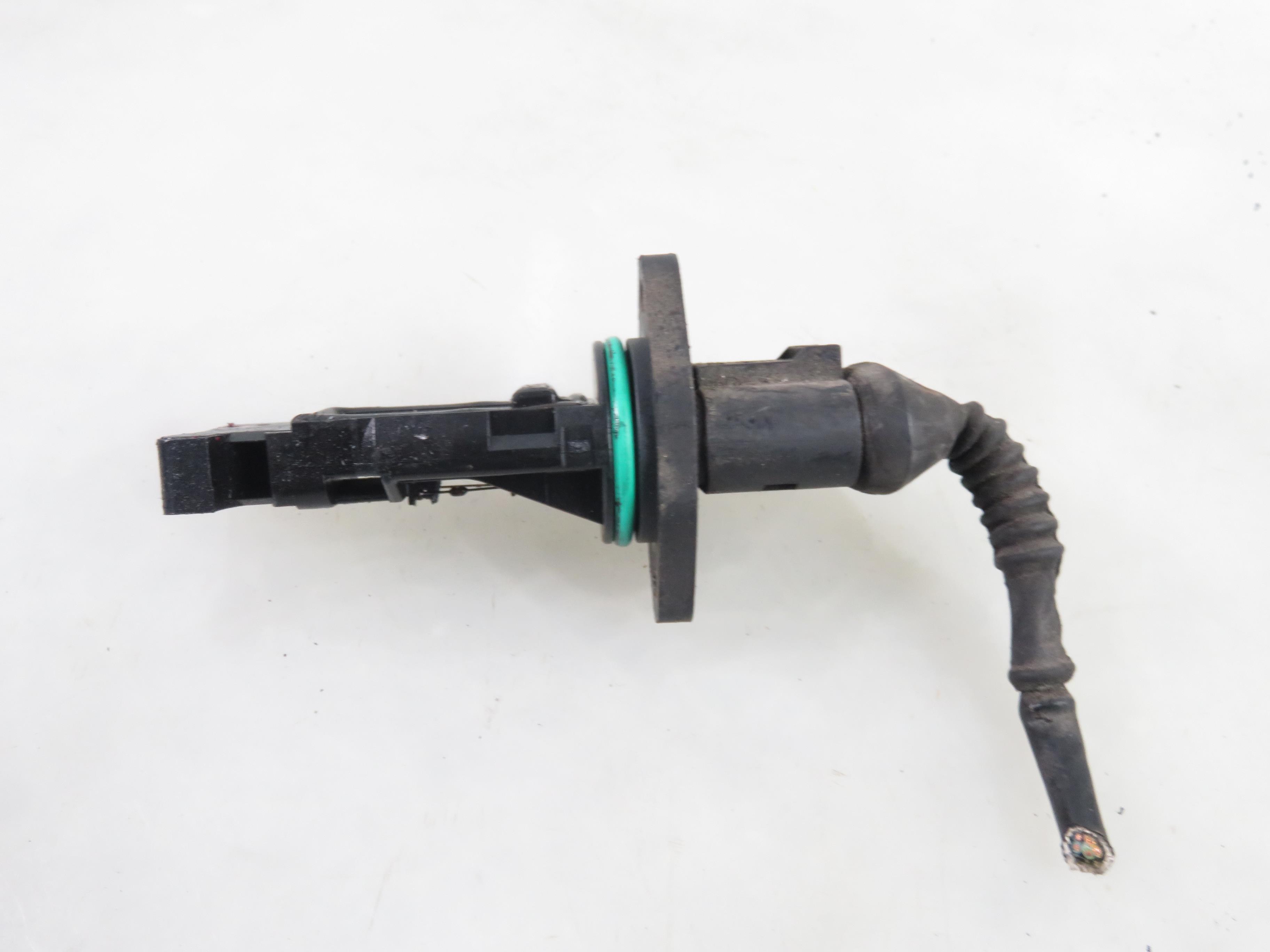 AUDI A8 D2/4D (1994-2002) Воздухомер воздушного фильтра F00C2G2047 25445186