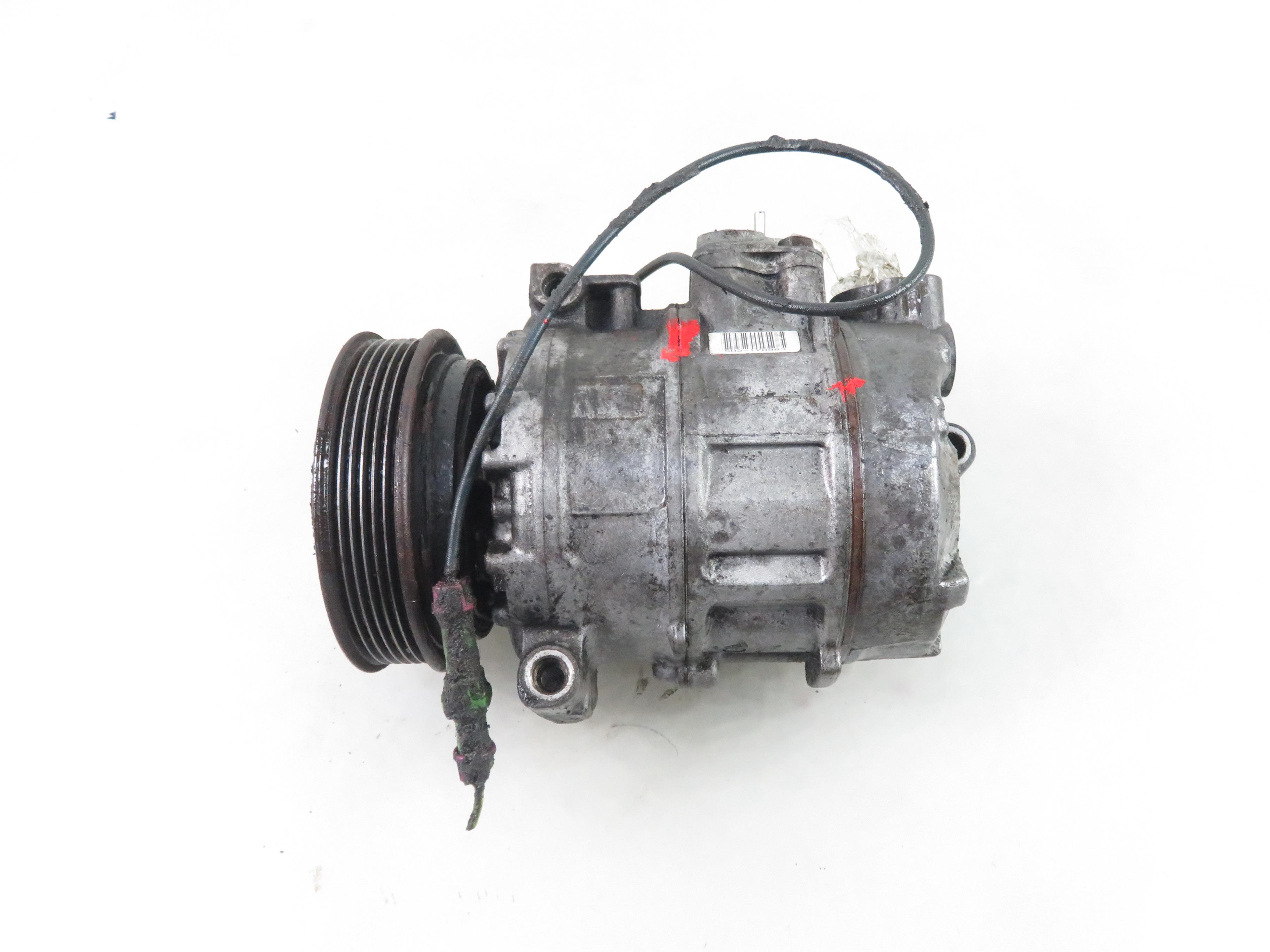 AUDI A8 D2/4D (1994-2002) Air Condition Pump 25451167