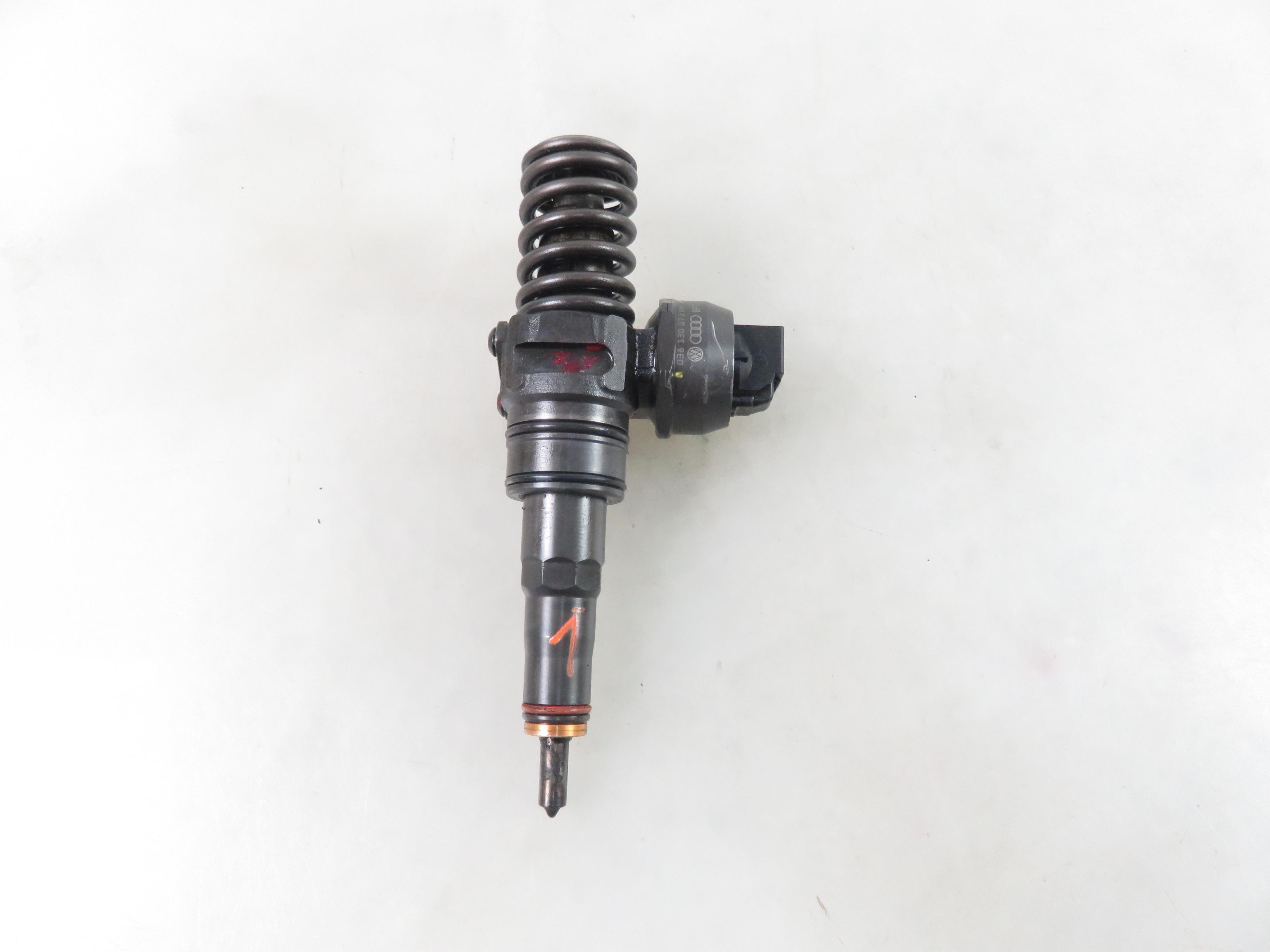 VOLKSWAGEN Caddy 3 generation (2004-2015) Injector de ulei 038130073BN, 0414720313 25431257