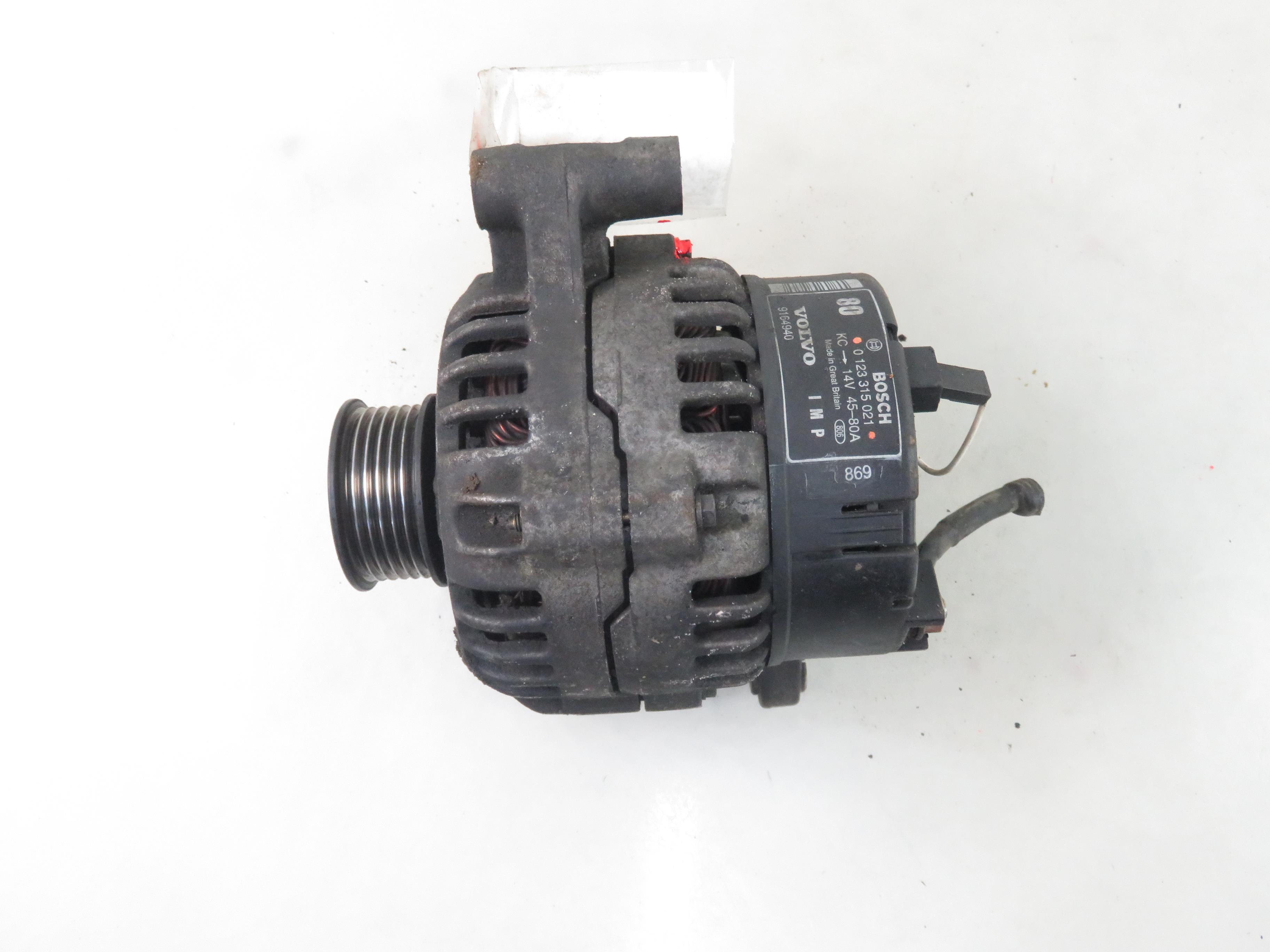 VOLVO V40 1 generation (1996-2004) Alternator 0123315021 25766194