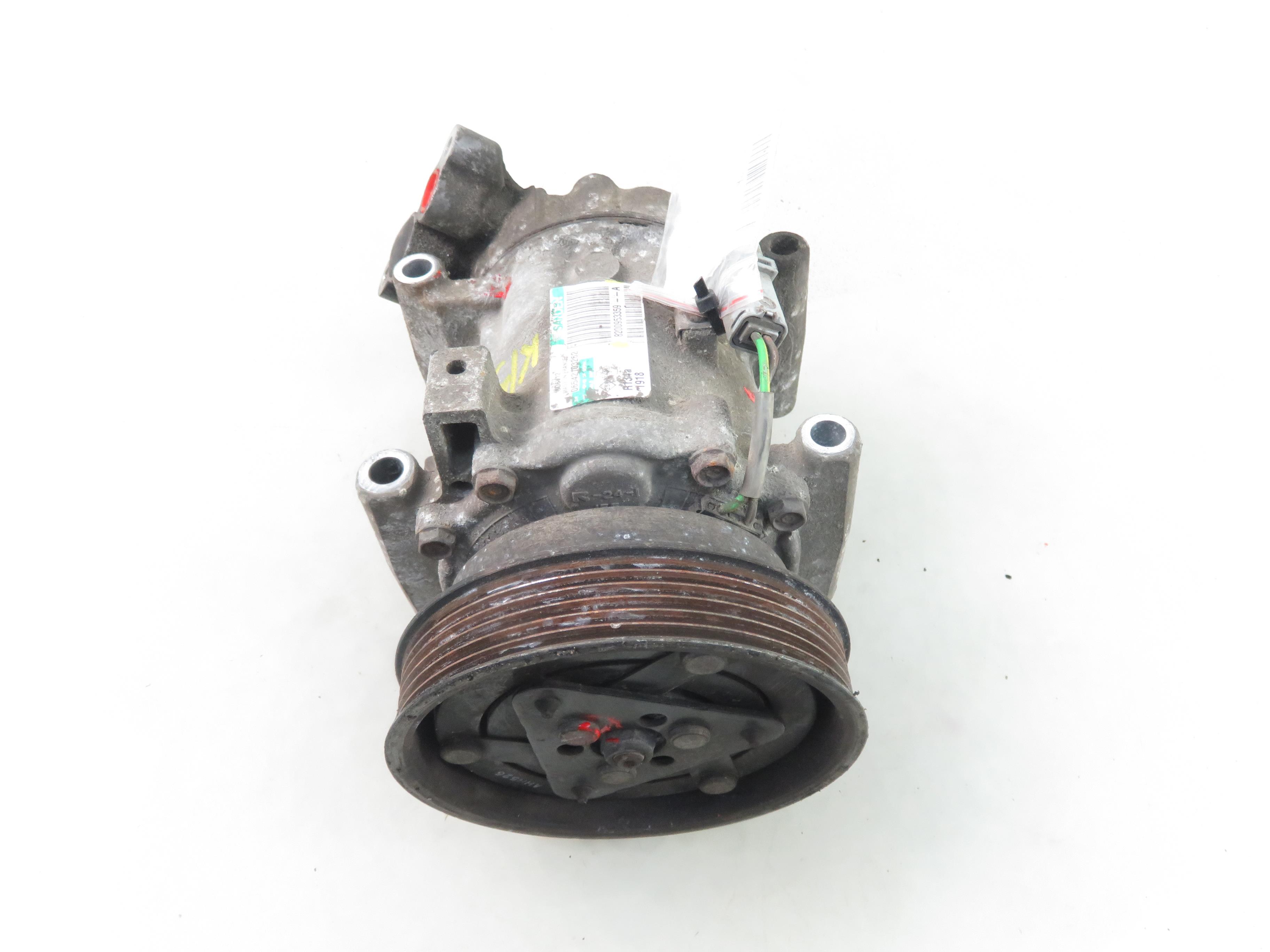 RENAULT Clio 4 generation (2012-2020) Pompe de climatisation 8200953359A 25758685