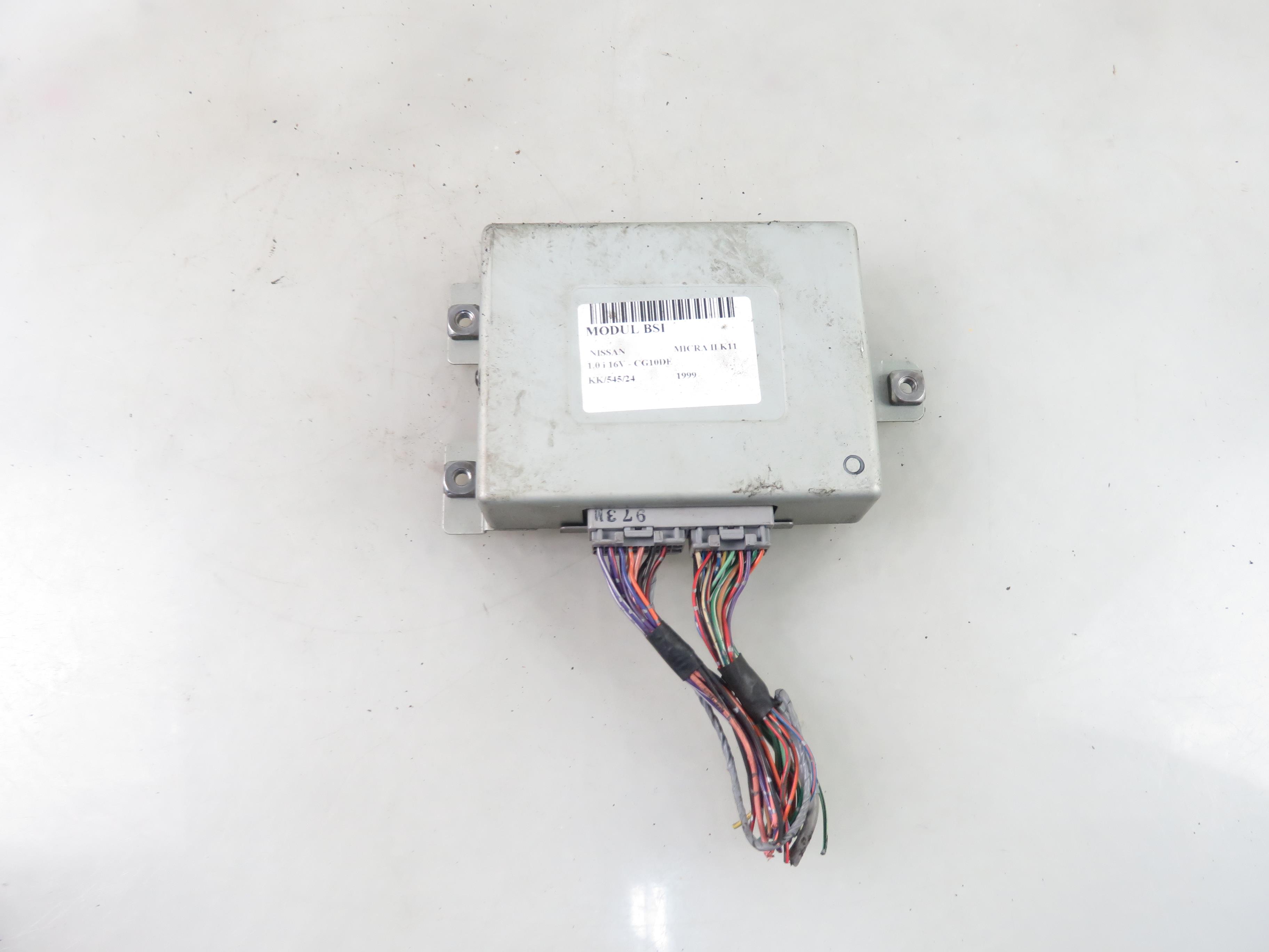 NISSAN Micra K11 (1992-2003) Gear Distribution Box Control Unit 310361U102 25630694