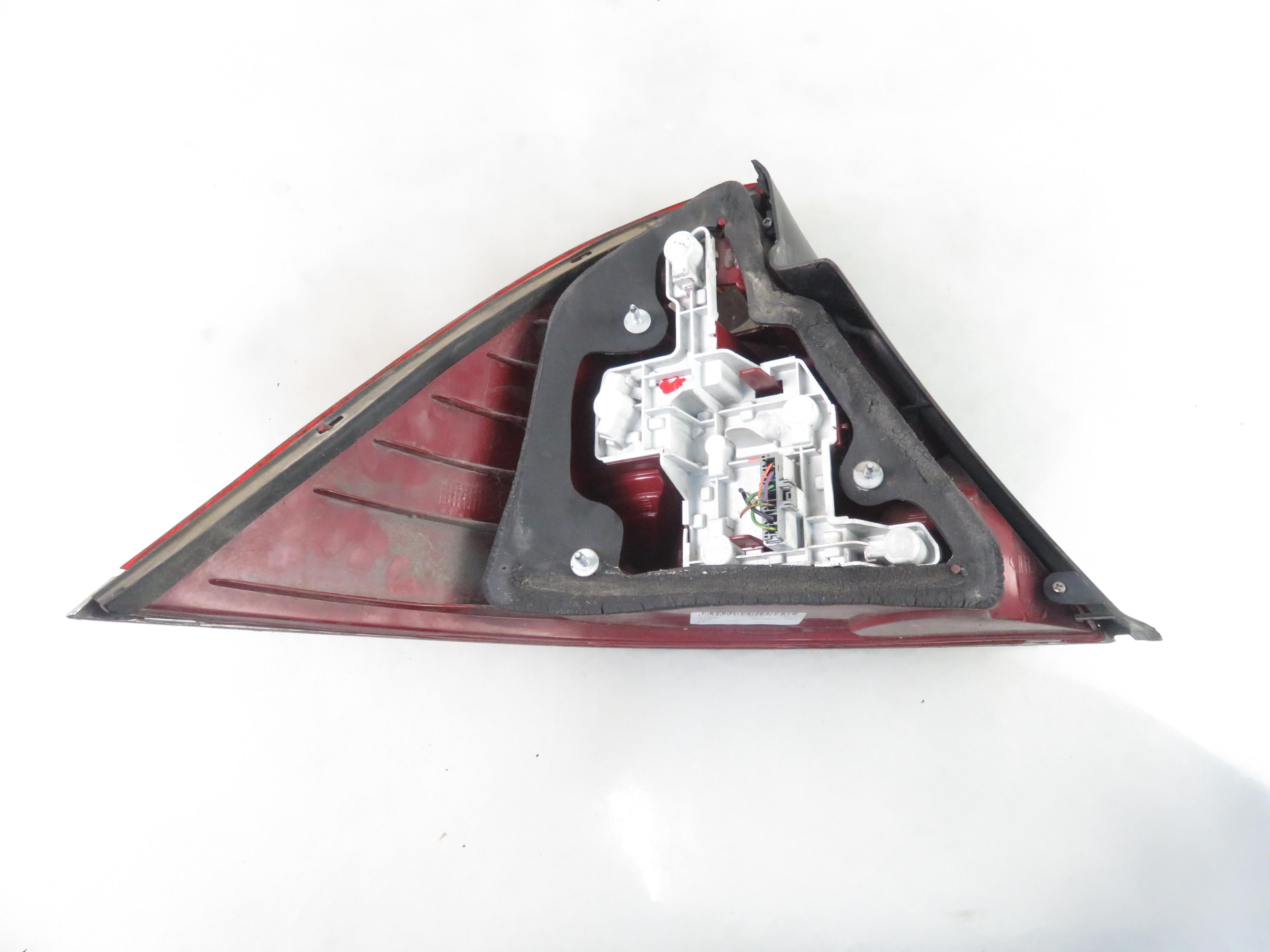 FORD Mondeo 3 generation (2000-2007) Rear Right Taillight Lamp 3S7X13N411A 25445201