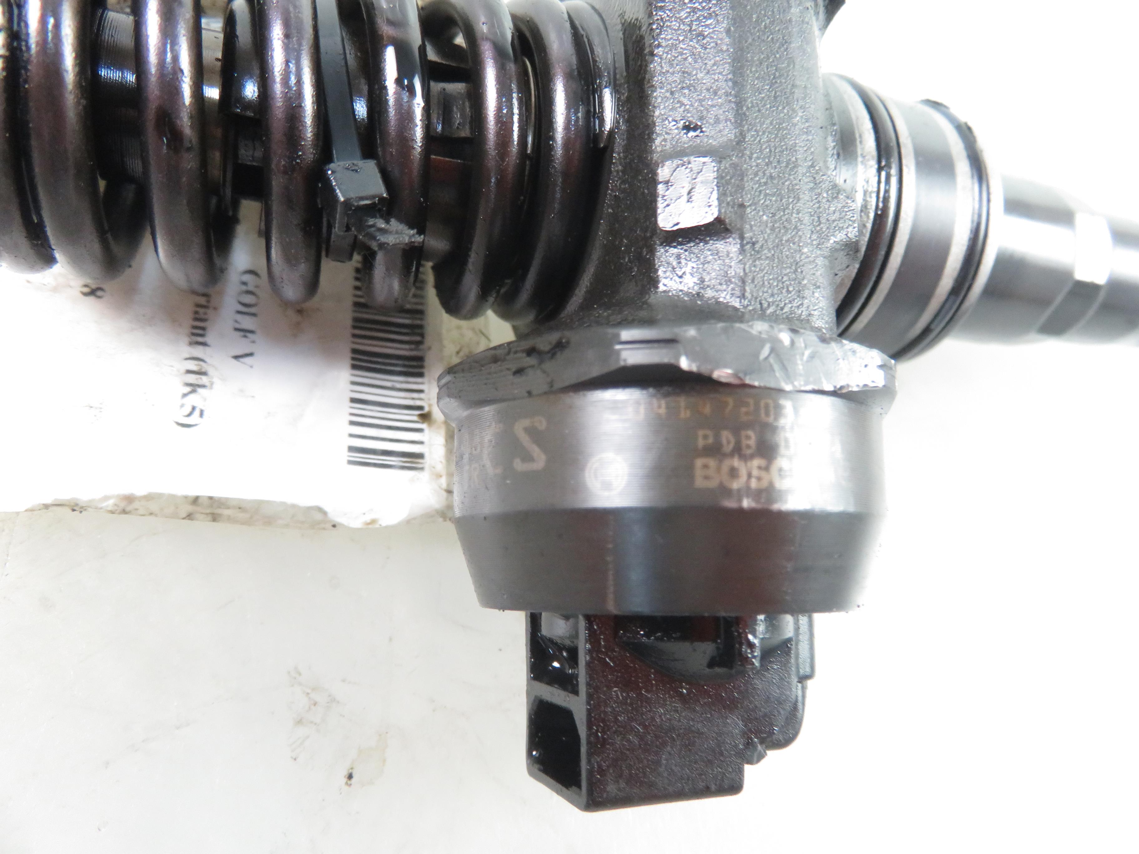 VOLKSWAGEN Golf 6 generation (2008-2015) Injector de ulei 038130073BN 25451161