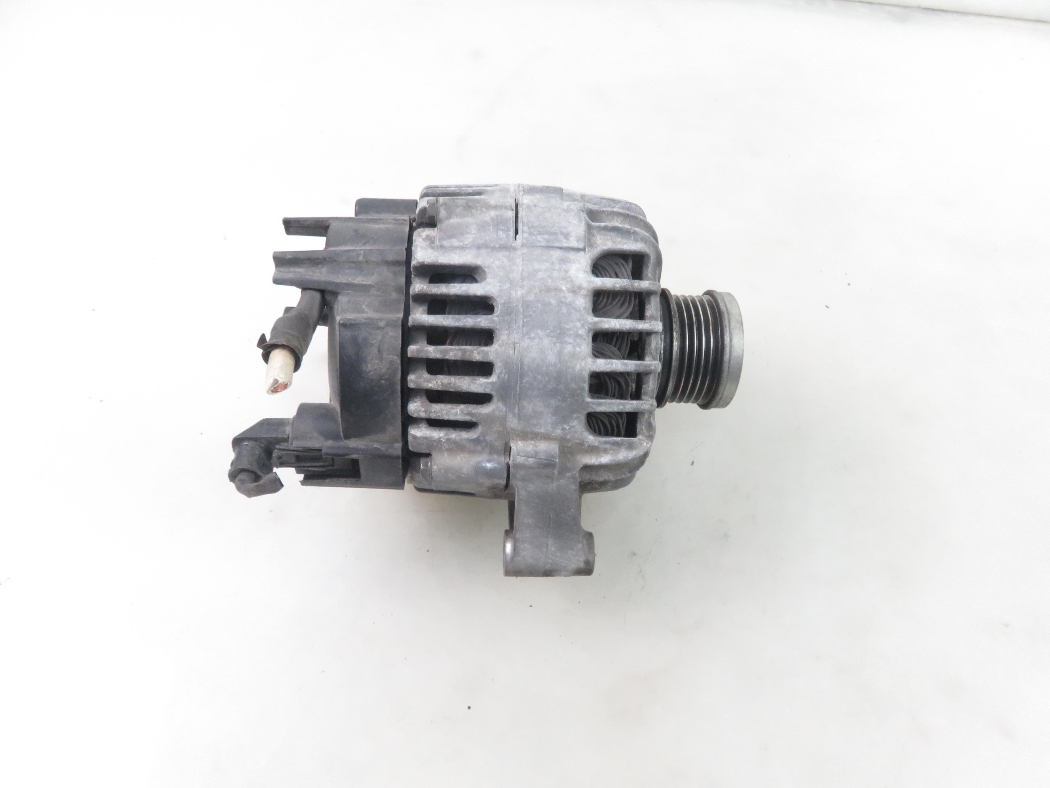 SMART Forfour 1 generation (2004-2006) Alternator A6391500250,TG11C036 25445423