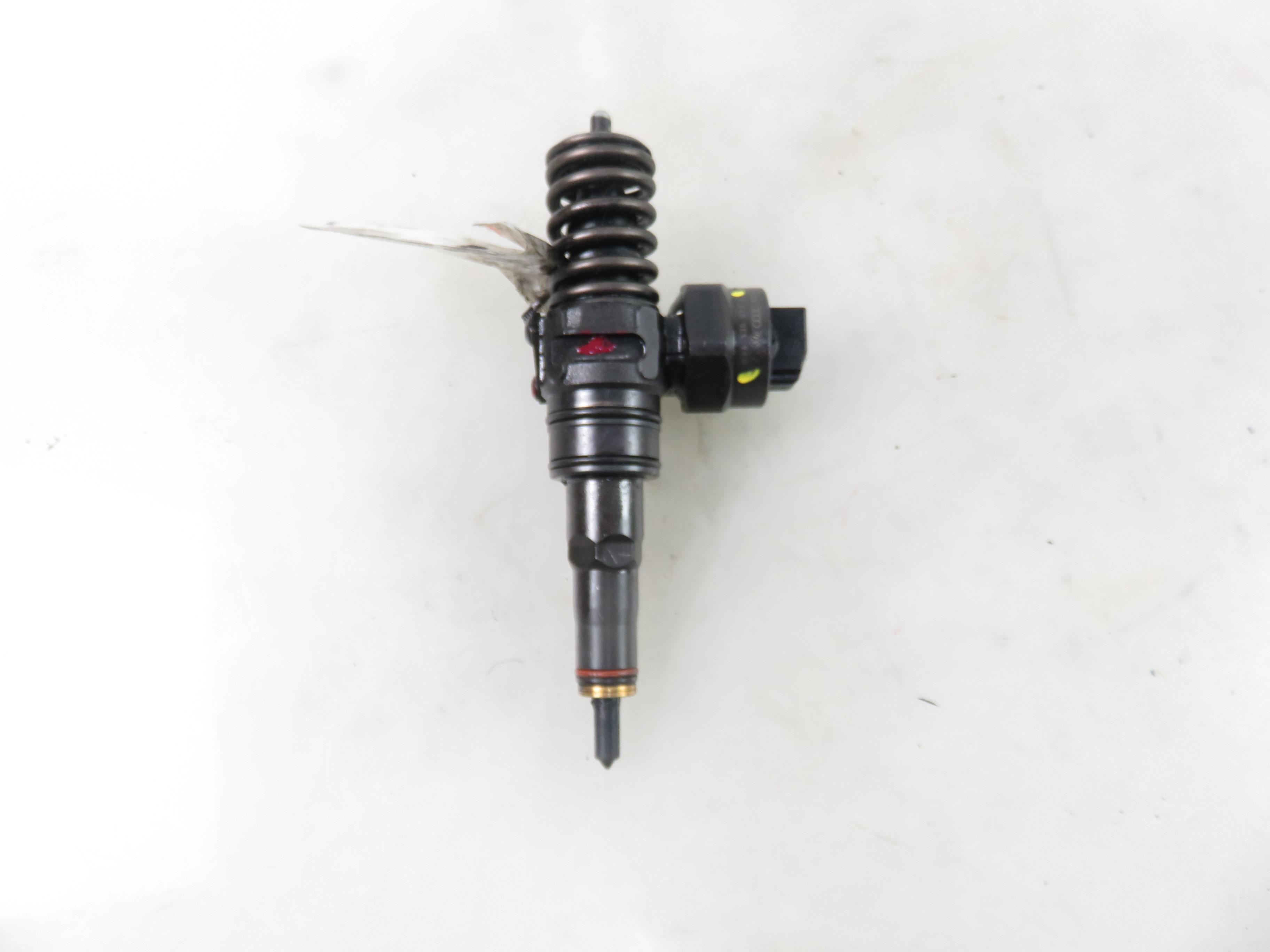 VOLKSWAGEN Golf 4 generation (1997-2006) Oil Injector 038130073J, 0414720015 25451142