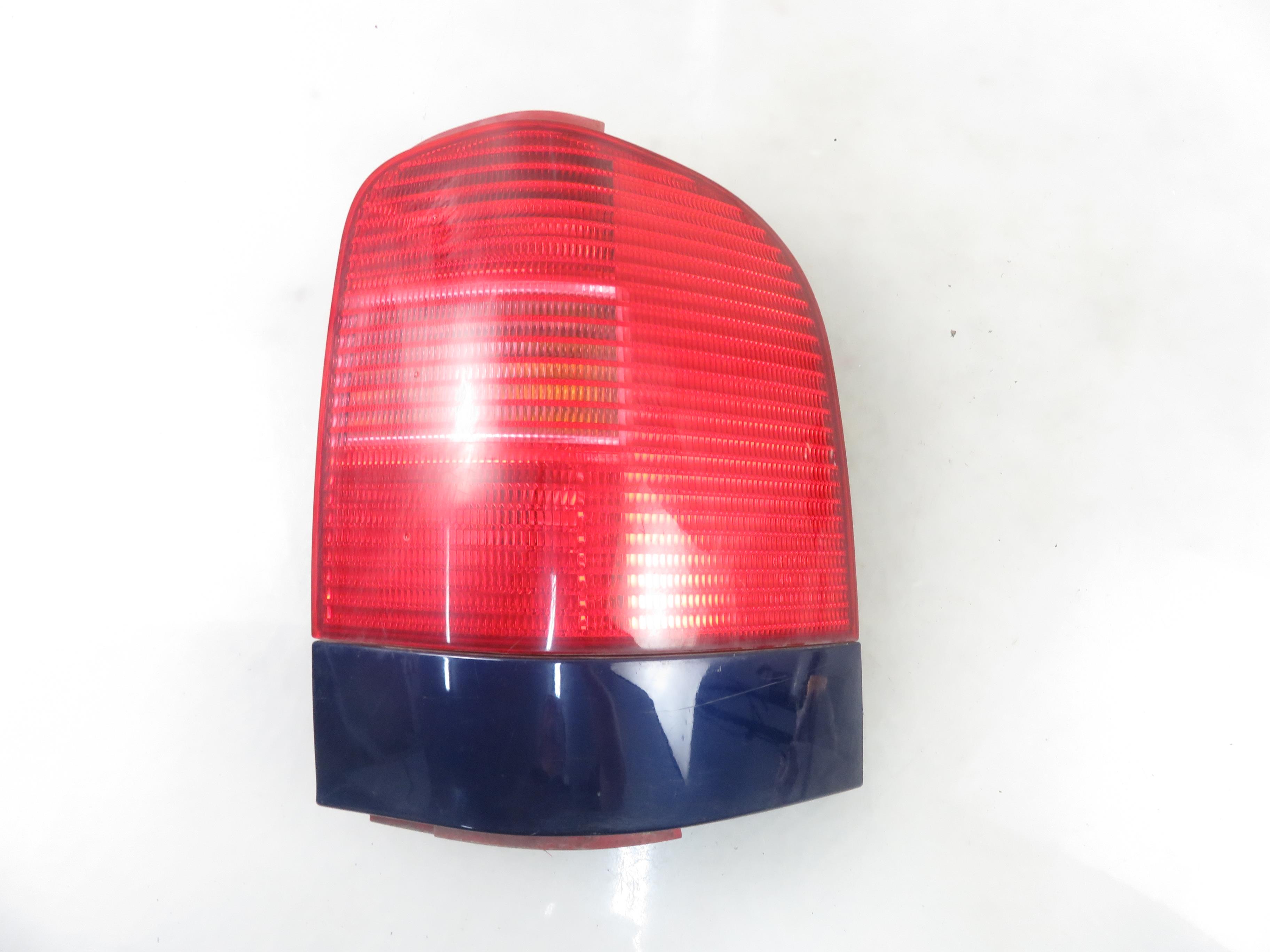 SEAT Alhambra 1 generation (1996-2010) Rear Right Taillight Lamp 7M3945258 25630868